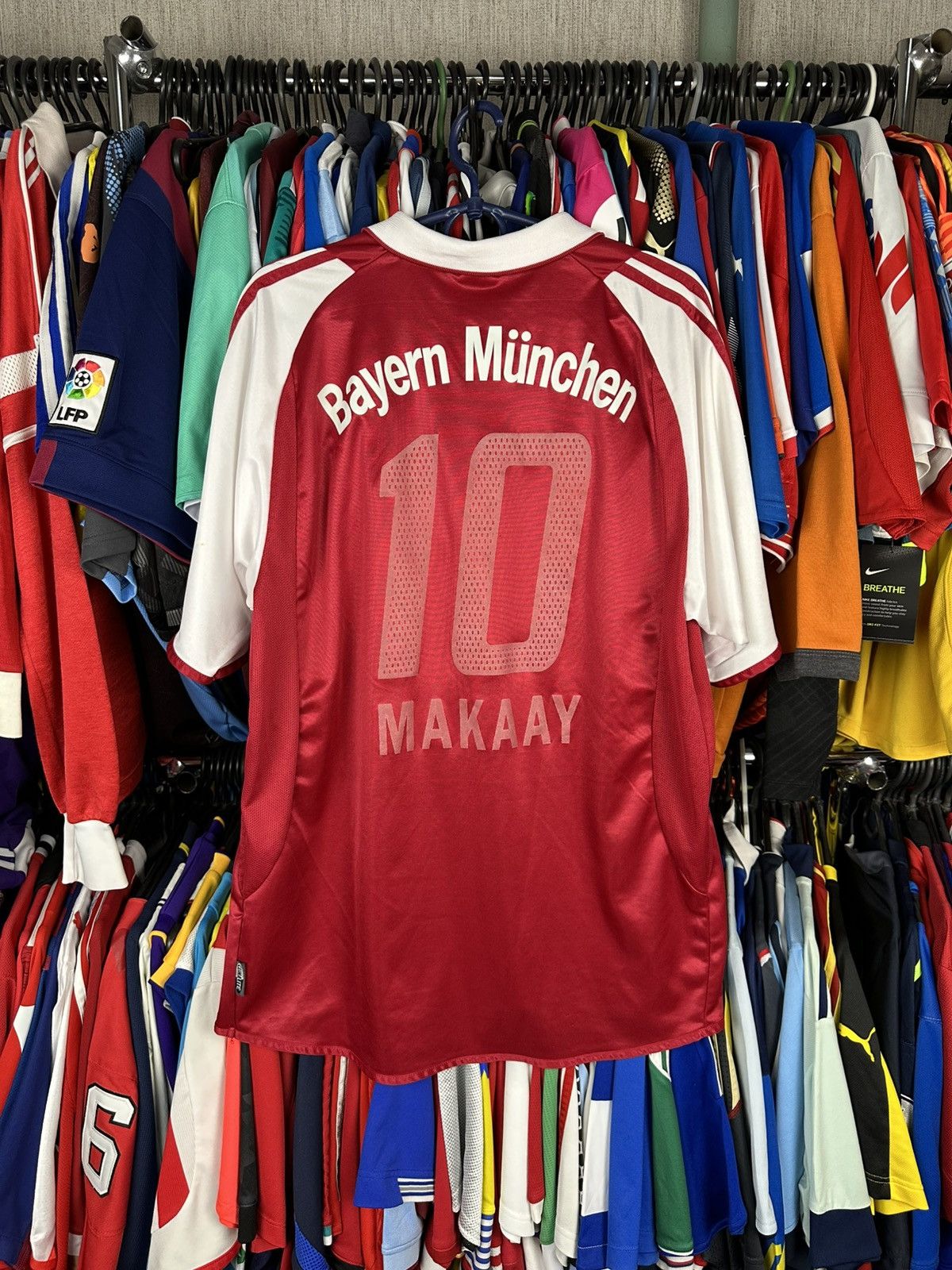 Adidas BAYERN MUNICH 2003-04 MAKAAY FOOTBALL SHIRT JERSEY ADIDAS Size US L / EU 52-54 / 3 - 3 Thumbnail