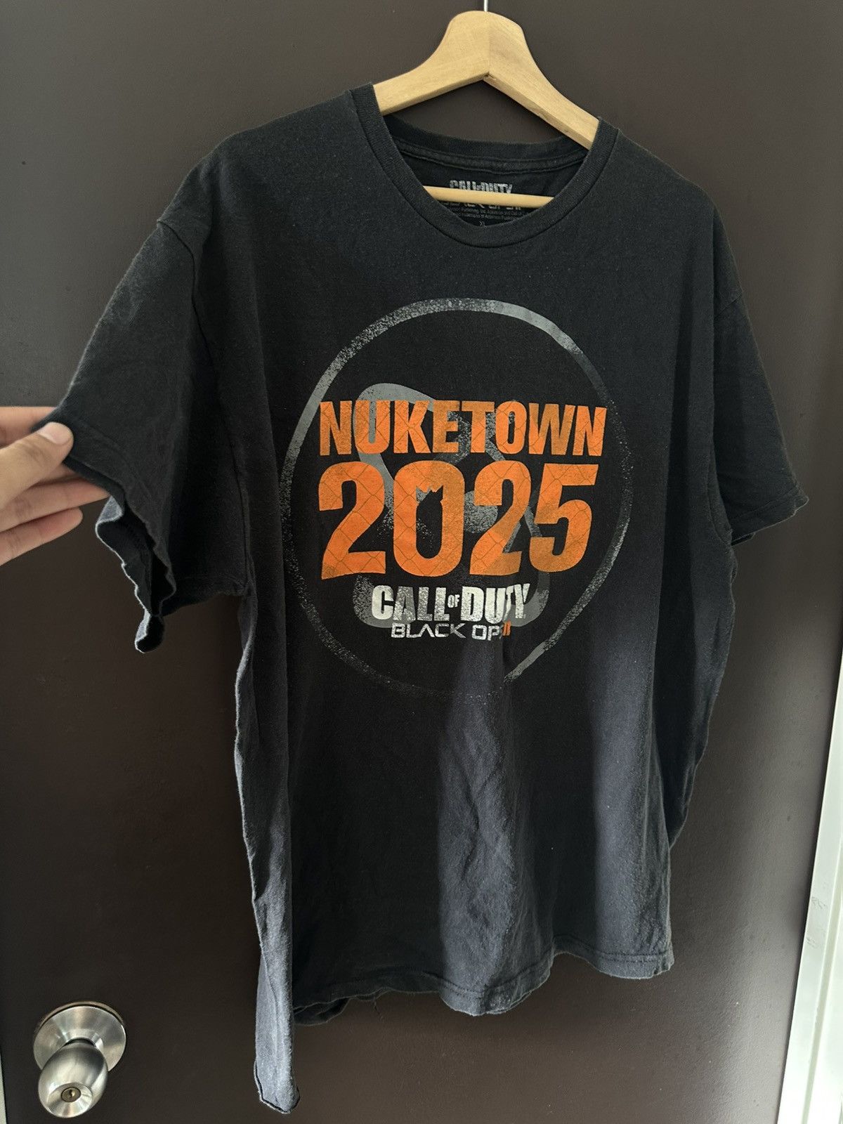 Playstation × Vintage Vintage 2012 Call Of Duty “Nuketown 2025” Video Game T-Shirt Size US XL / EU 56 / 4 - 7 Thumbnail