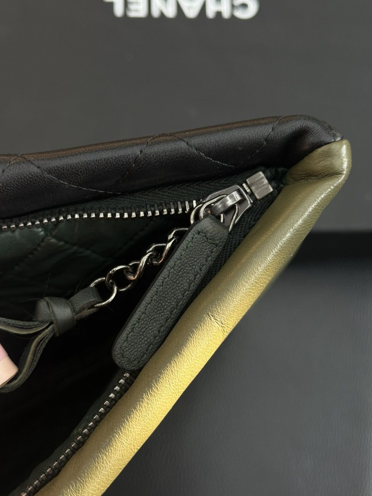 Chanel Chanel Olive & Multicolor Lambskin Patchwork O-Case Size ONE SIZE - 14 Thumbnail