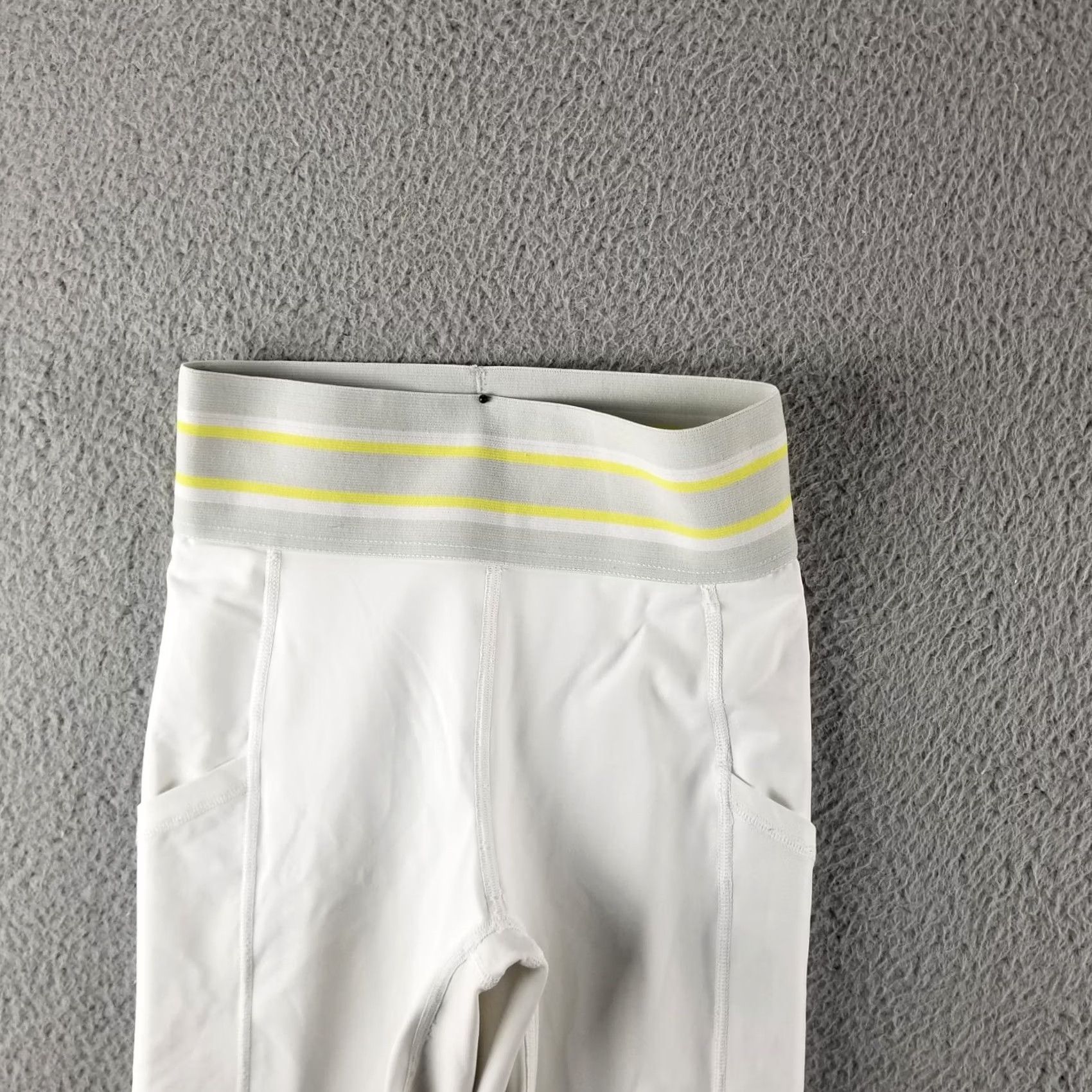Vintage Aerie Chill Play Move High Waisted Pocket Legging White Striped Small Women Leggings Size 28" / US 6 / IT 42 - 2 Thumbnail
