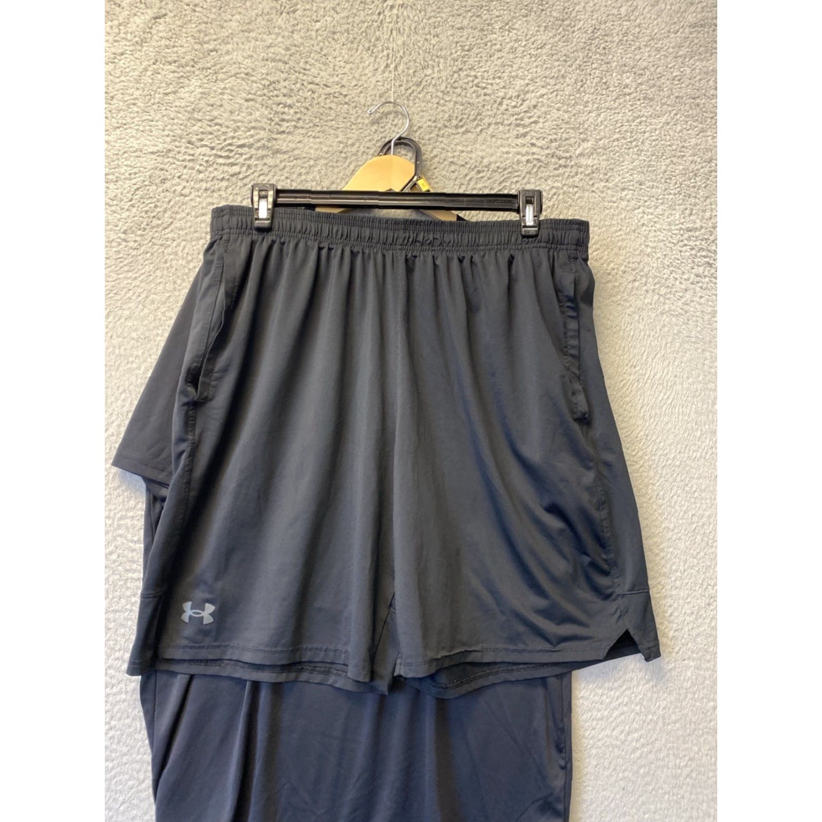 Under Armour VINTAGE Under Armour Shirt Mens XL Activewear Black + Matching Shorts XXL Athleisure Size US XL / EU 56 / 4 - 6 Thumbnail