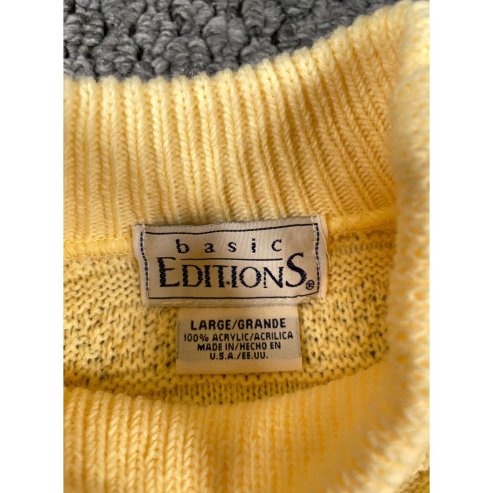 Basic Editions VINTAGE Basic Editions Sweater Womens L Yellow Oversized Chunky Knit Mock Neck Geometric 90s Size L / US 10 / IT 46 - 3 Thumbnail