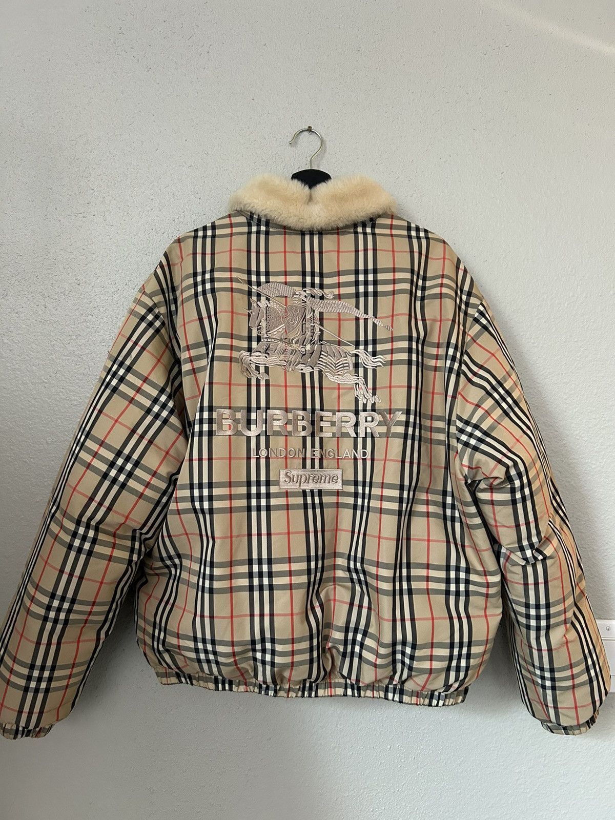 Burberry × Supreme NEW SUPREME x BURBERRY FUR PUFFER DOWN JACKET Size US XL / EU 56 / 4 - 5 Thumbnail