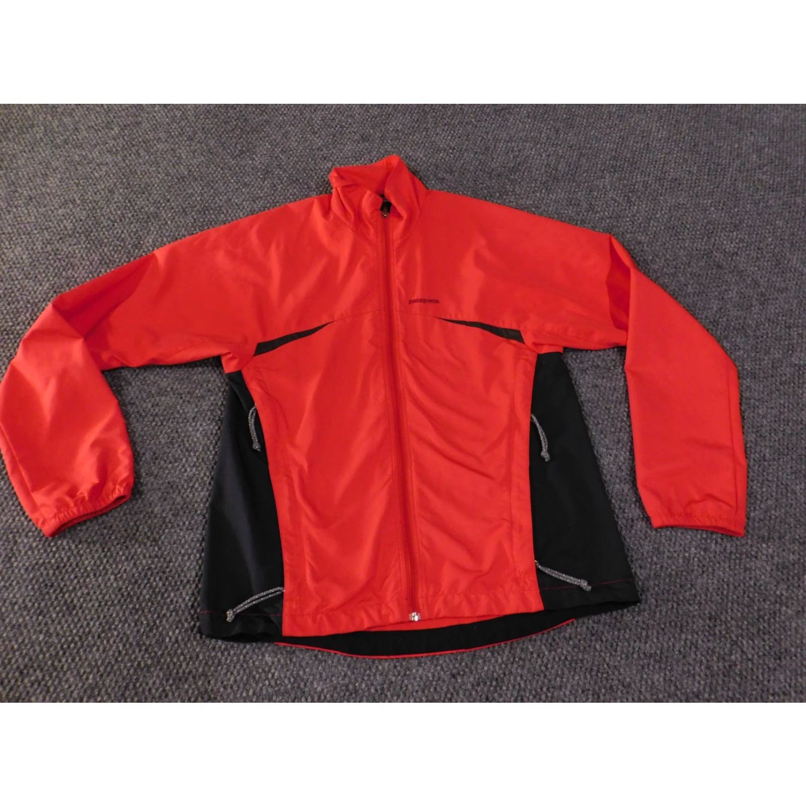 Patagonia Patagonia Jacket Womens S Red Black Outdoor Lightweight Soft Shell Mid-Length Long Sleeve Fall Winter Spring - Womens Regular Fit Solid Pattern Jacket Size S / US 4 / IT 40 - 2 Thumbnail