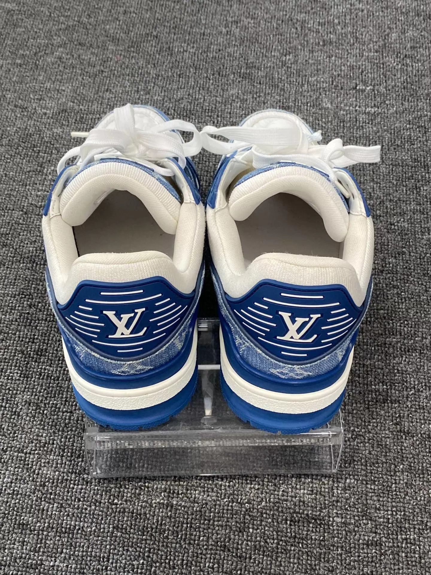 Louis Vuitton LV Blue/White Trainer 98 New 41.5 Size US 8.5 / EU 41-42 - 5 Thumbnail