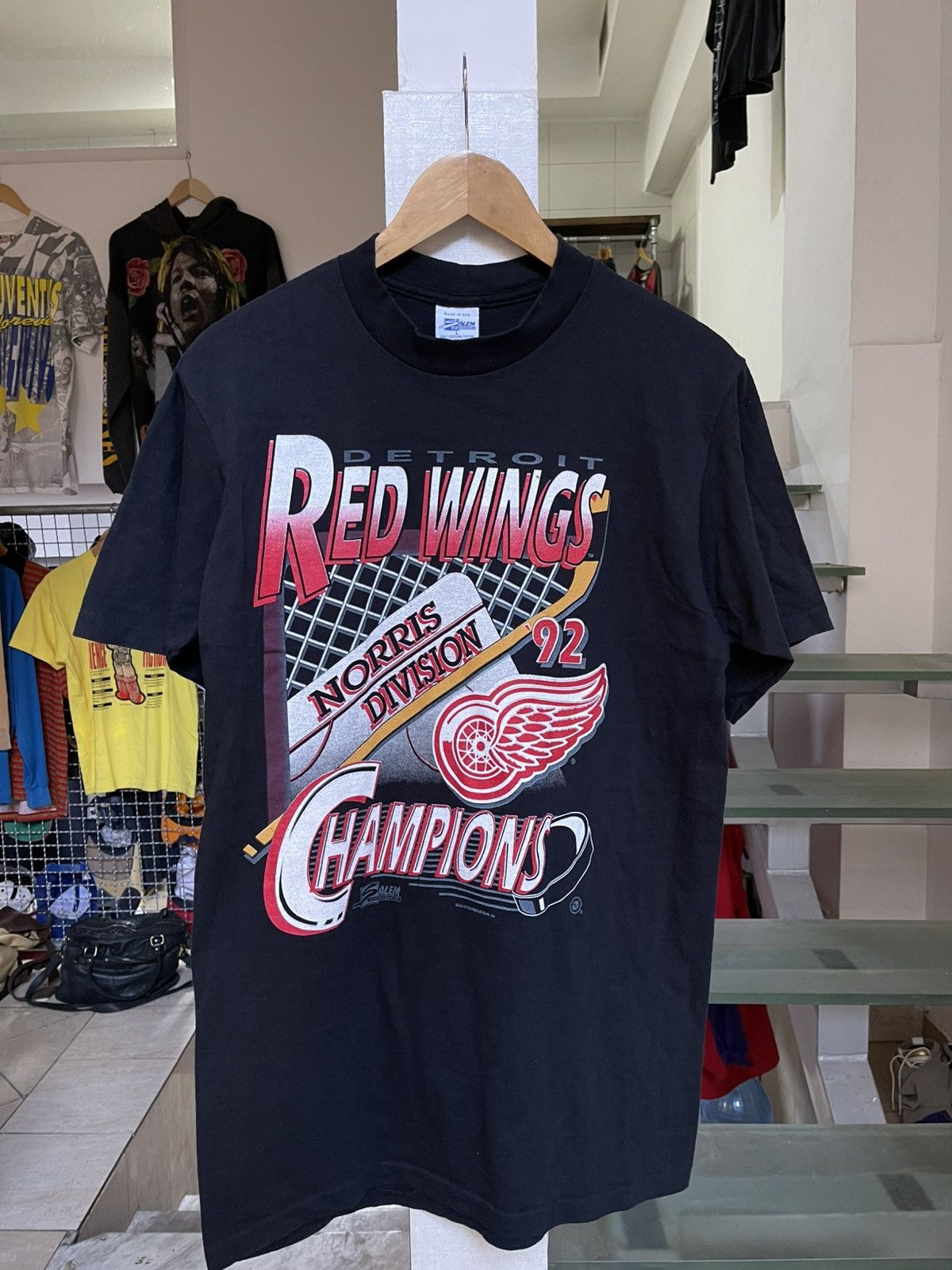 Salem Sportswear Vintage Detroit Red Wings 1992 Norris Champions Size US L / EU 52-54 / 3 - 1 Thumbnail