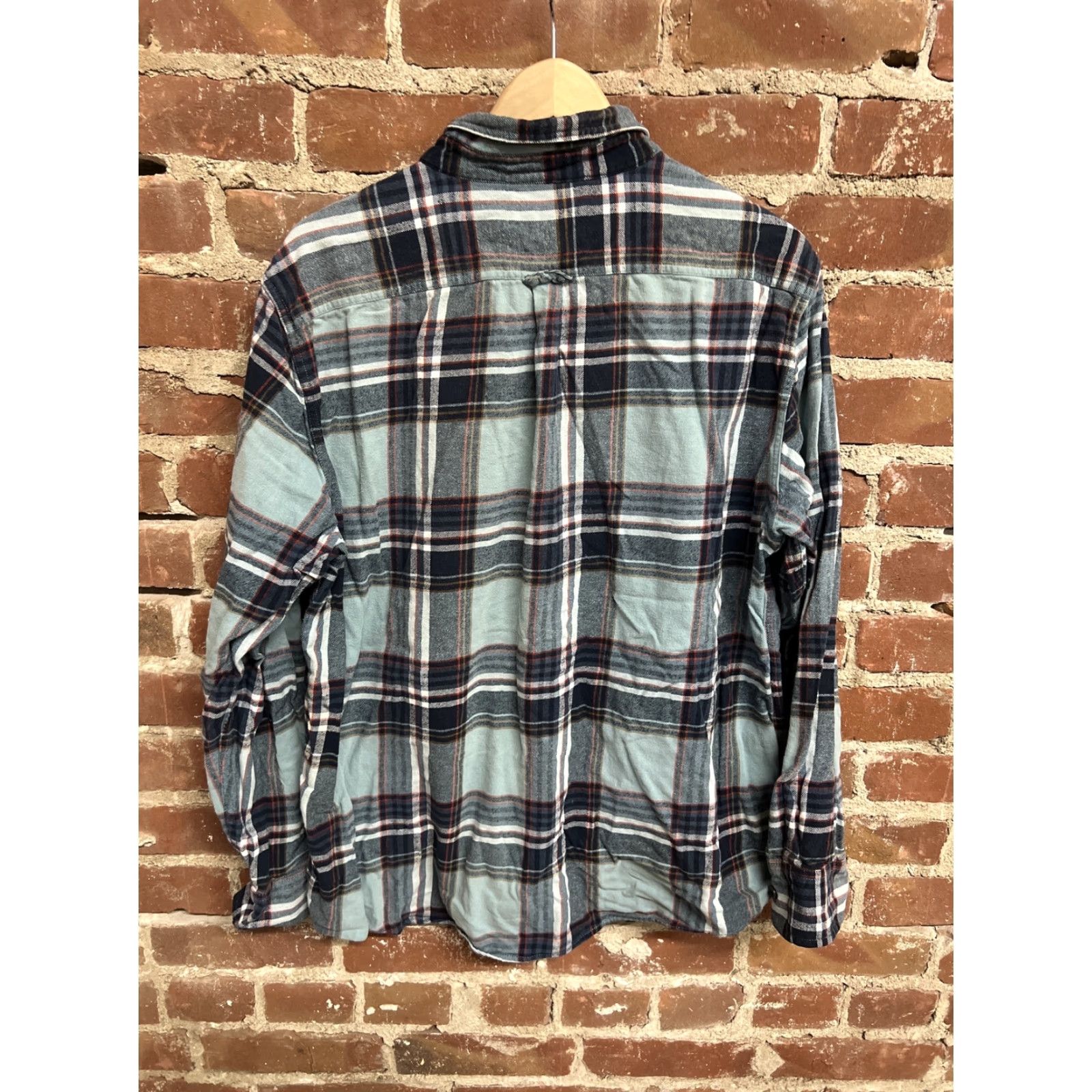 Eddie Bauer VINTAGE Eddie Bauer Shirt Mens 2XL Button-Down Long Sleeve Plaid Navy Blue White Green 90s Casual Mens Size US XXL / EU 58 / 5 - 2 Thumbnail