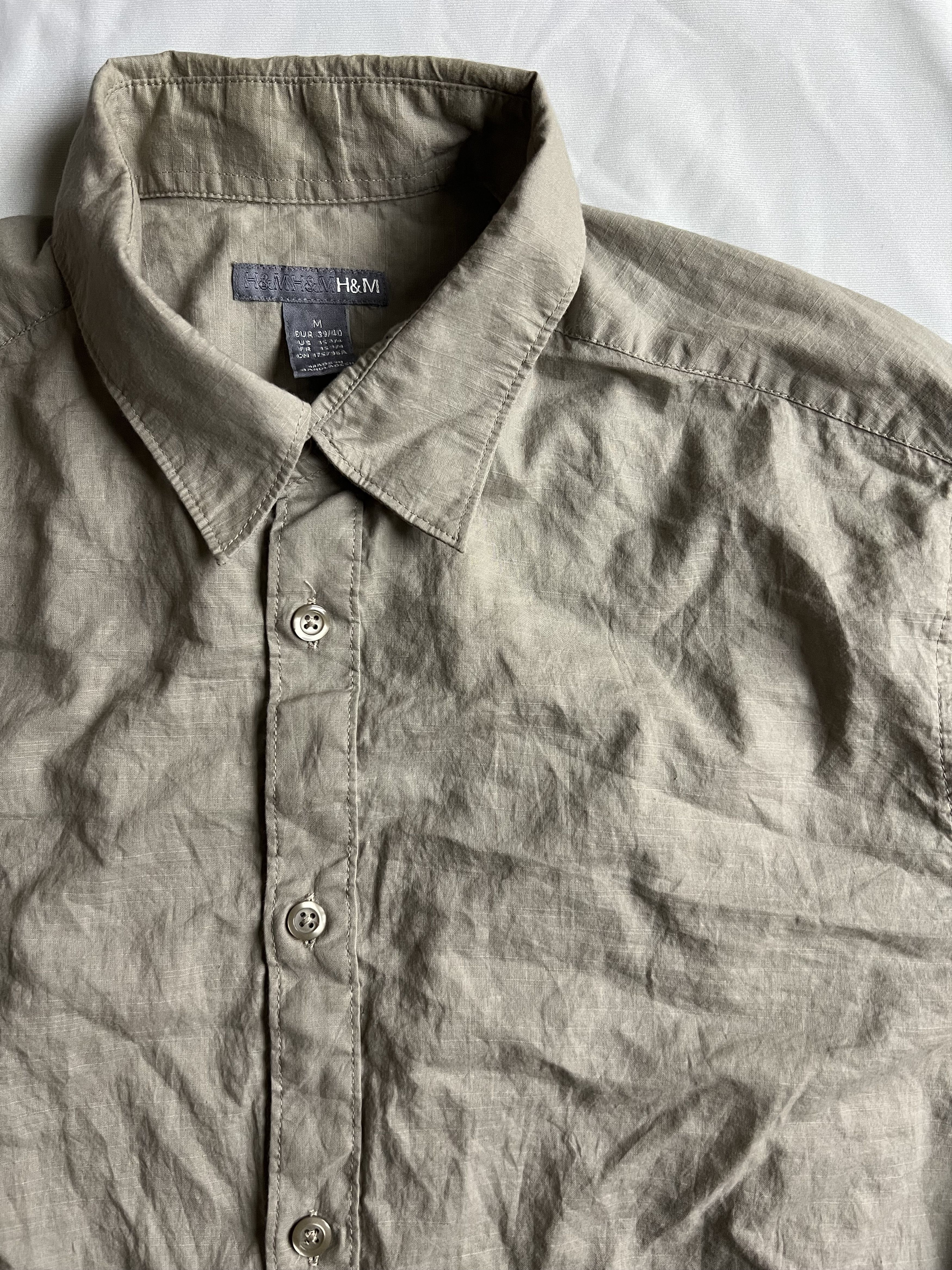 H&M H&M Button Up Shirt medium beige $39.50 Size US M / EU 48-50 / 2 - 1 Thumbnail