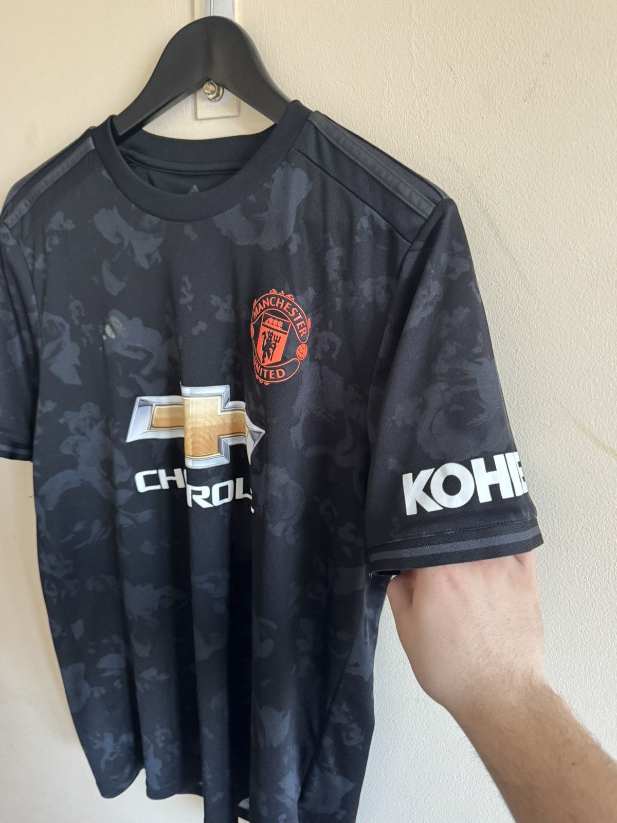 Adidas Jersey Manchester United 2019 Size US M / EU 48-50 / 2 - 4 Thumbnail
