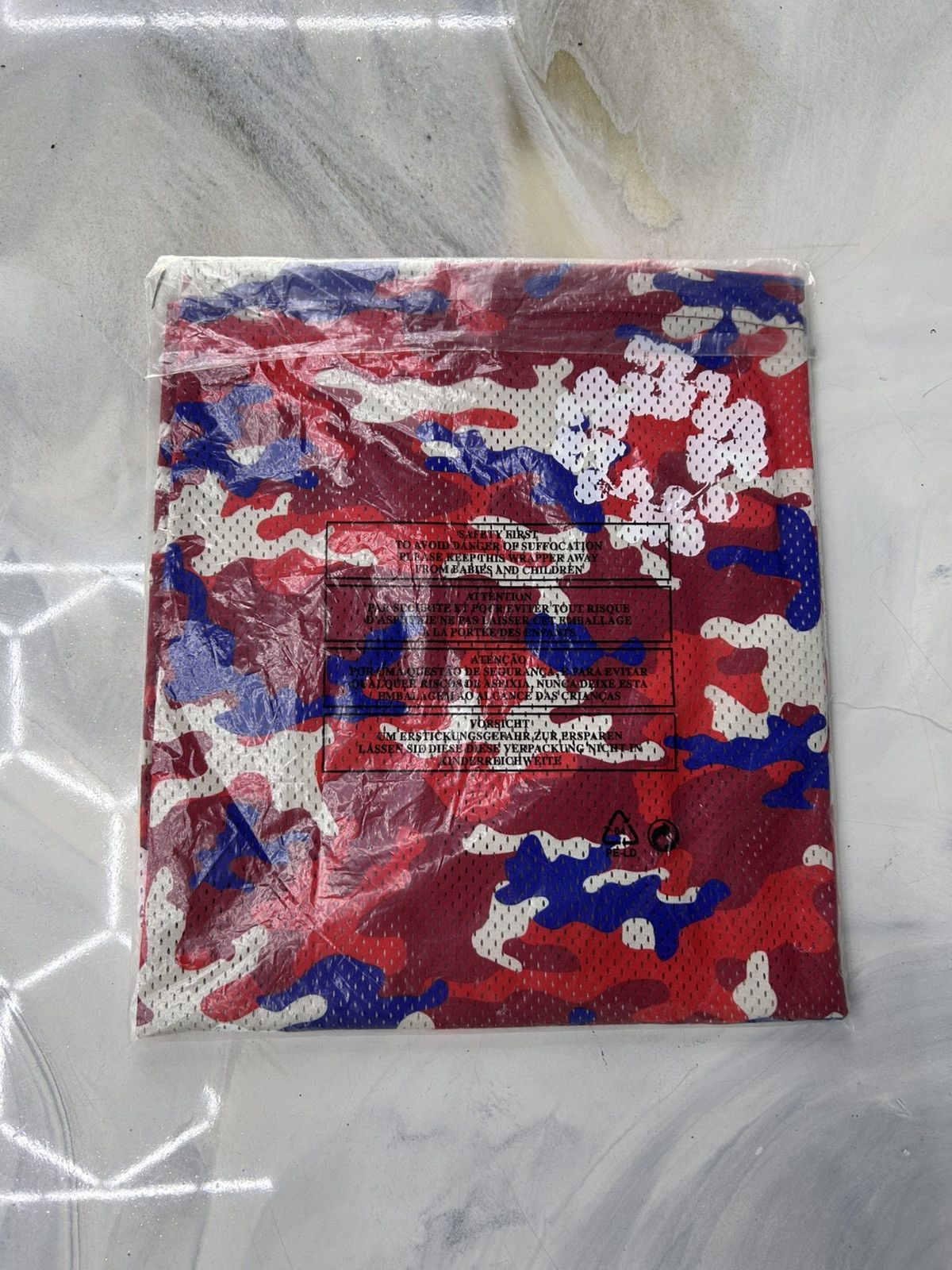 DENIM TEARS Denim Tears Red Blue Camo Cotton Wreath Jersey Size M Size US M / EU 48-50 / 2 - 17 Thumbnail