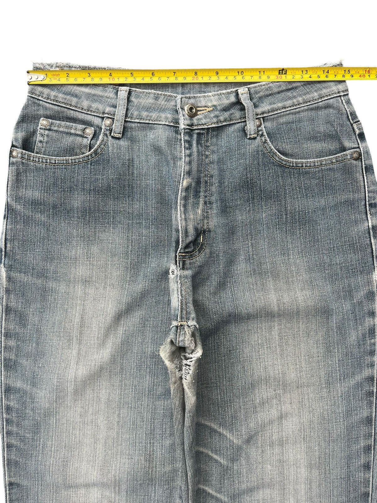 Edwin × Japanese Brand × KMRii Vintage Japanese Brand Blue Washed Straight Frayed Leg Jeans Size US 29 - 11 Thumbnail