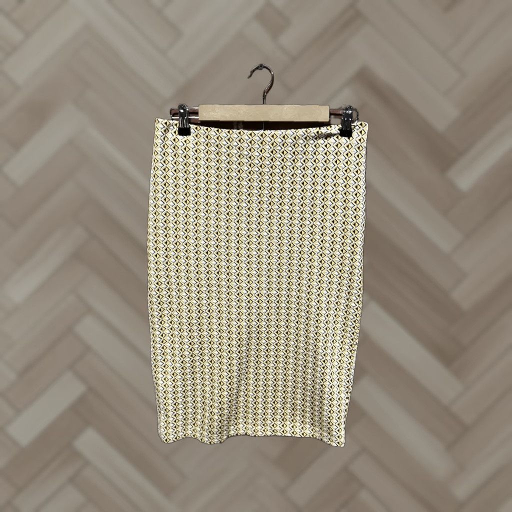 Zara Zara Trafaluc Womens Yellow Abstract Pull On A-line Skirt Knit L Size Knee Length Size 36" / US 14 / IT 50 - 1 Thumbnail