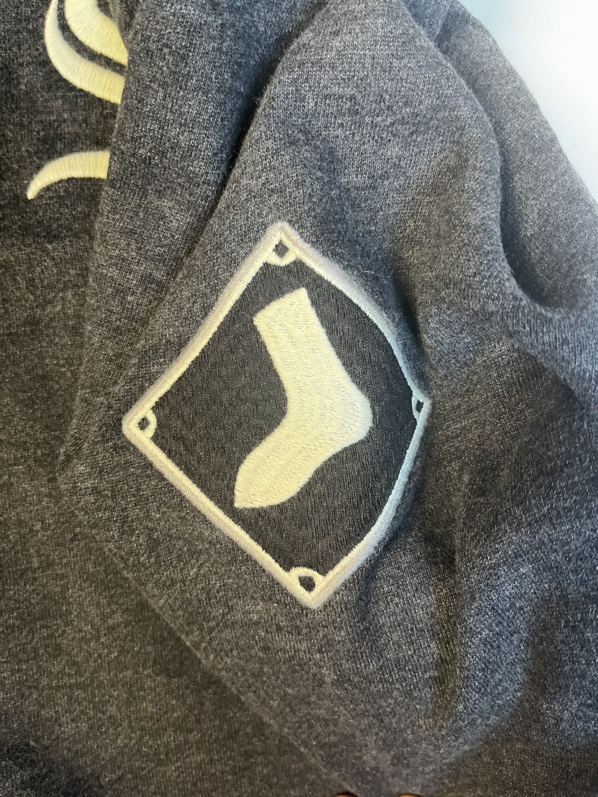 MLB New Era White Socks Hoodie Size US L / EU 52-54 / 3 - 7 Thumbnail