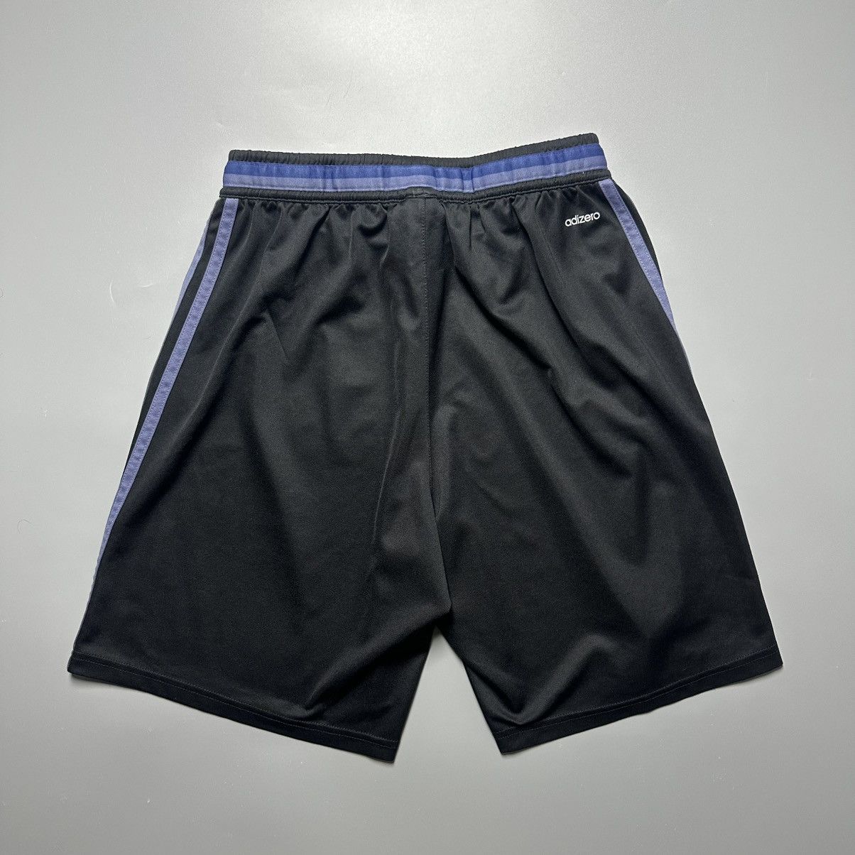 Vintage REAL MADRID ADIDAS ADIZERO 2016/17 SOCCER SHORTS #7 RONALDO Size US 33 - 8 Thumbnail