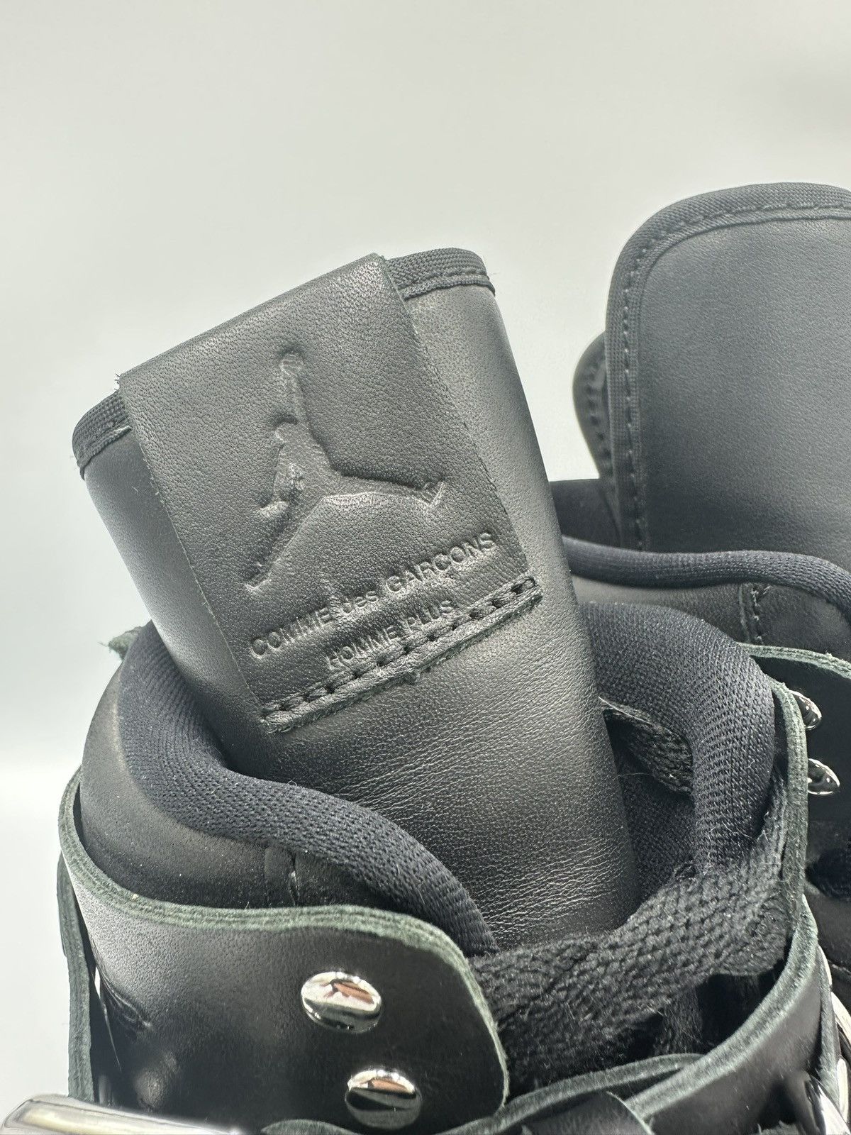 Comme des Garcons × Jordan Brand Jordan 1 x Comme Des Garçons Size US 9 / EU 42 - 7 Thumbnail