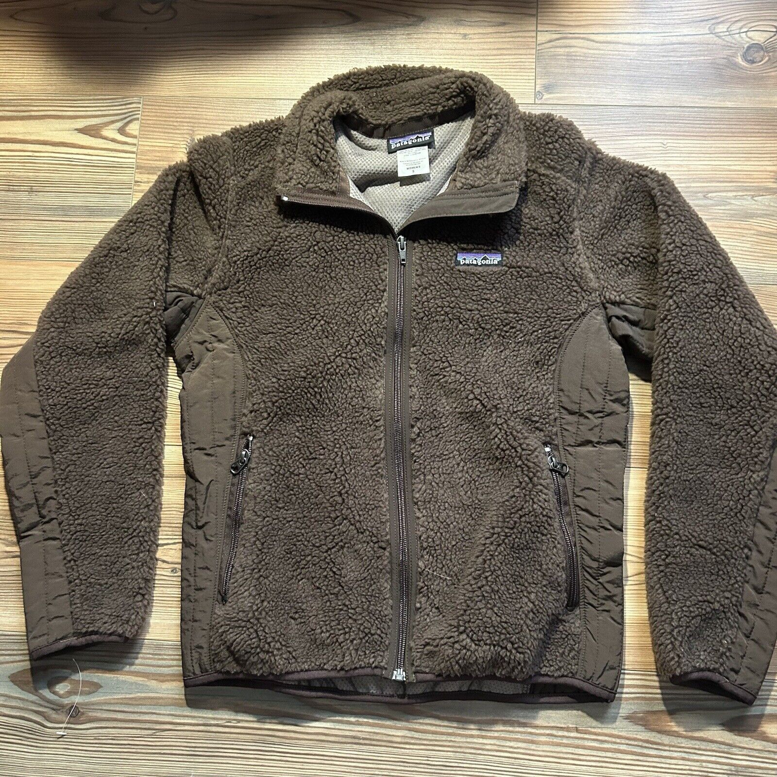 Patagonia Vintage Patagonia Retro-X Deep Pile Jacket Womens S 23071 F9 Size S / US 4 / IT 40 - 1 Thumbnail