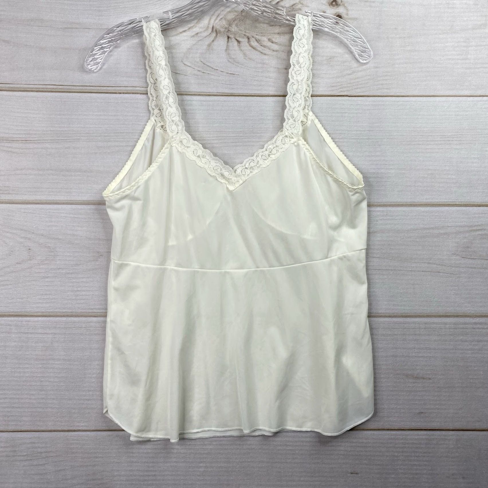 Vintage VINTAGE Cabernet Lace Cami Top Womens 38 Ivory Nylon Lace Camisole Spaghetti Strap Sleeveless Tank Sheer All Seasons Spring Summer Girls Womens Size XS / US 0-2 / IT 36-38 - 7 Thumbnail