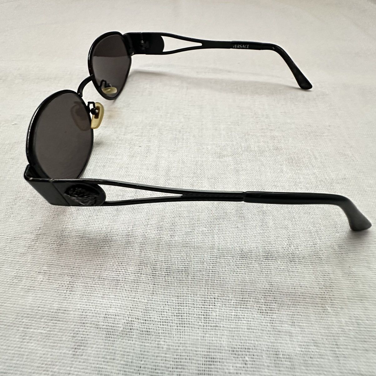 Versace Vintage Gianni Versace Medusa Black Metal Sunglasses X48 Size ONE SIZE - 4 Thumbnail