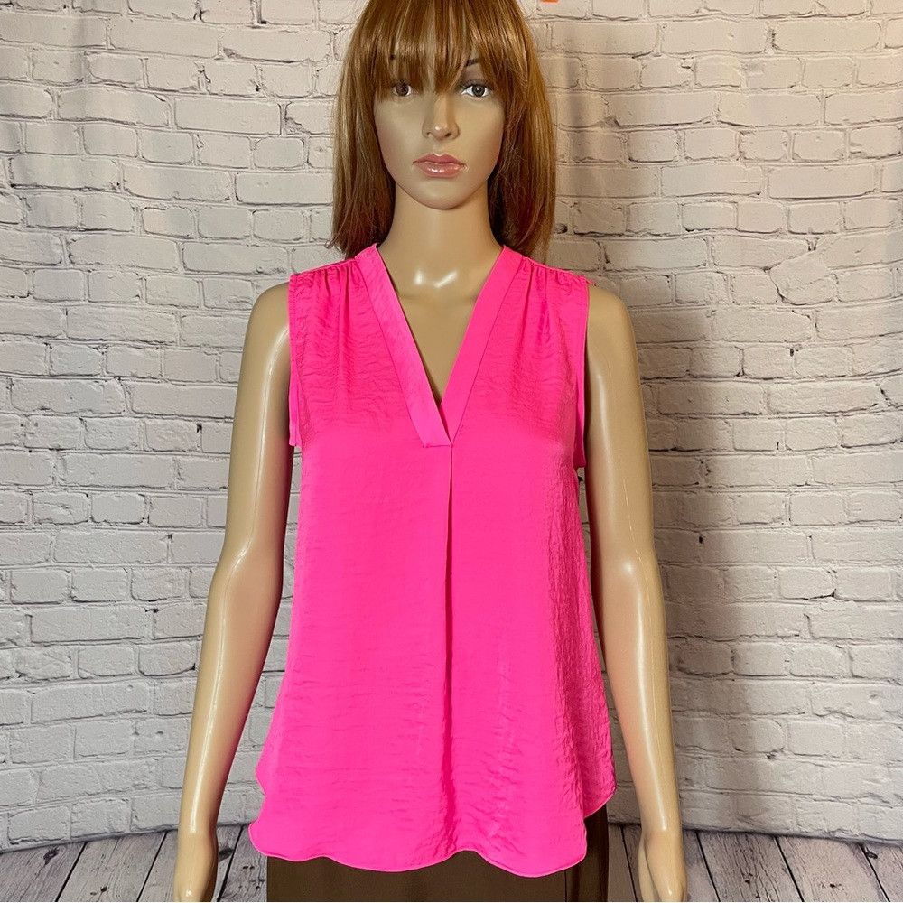 Vince Camuto NWT New Vince Camuto Pink Rumpled Satin Sleeveless Blouse S Size XS / US 0-2 / IT 36-38 - 2 Thumbnail