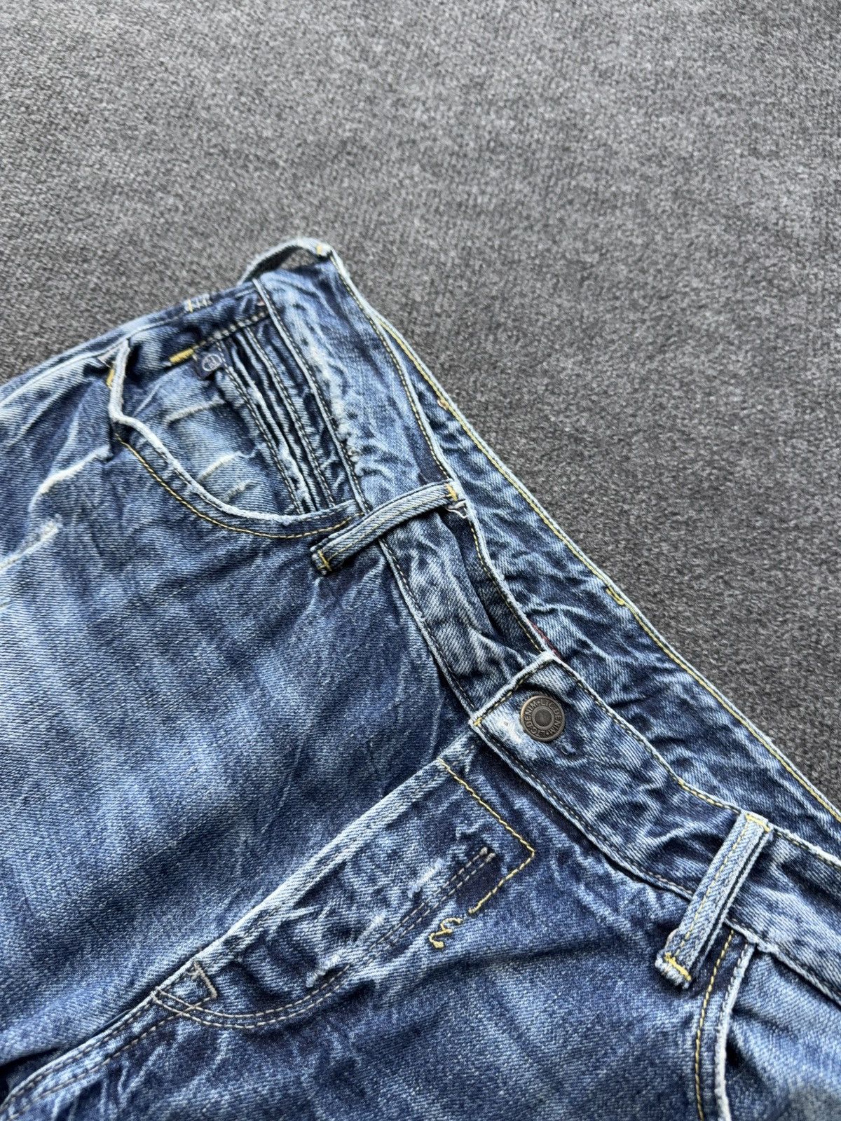 Japan Rags 🔥 Japan Rags Vintage 00s Y2K Distressed Blue Denim Jeans Size US 33 - 9 Thumbnail