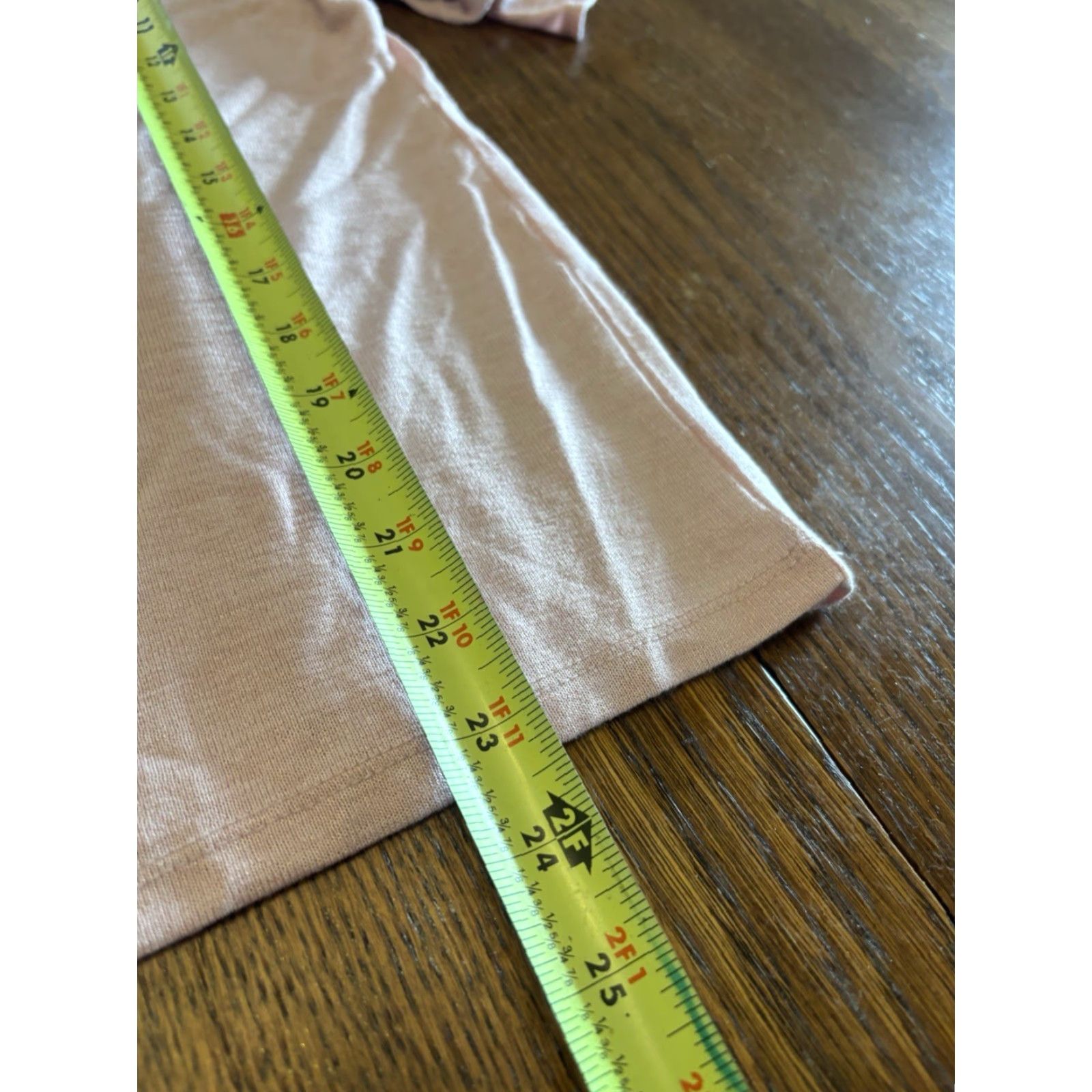 Banana Republic Banana Republic Shirt Womens M Short Sleeve Blouse Beige Zip Flutter Sleeve Classic Round Neck Size M / US 6-8 / IT 42-44 - 4 Thumbnail
