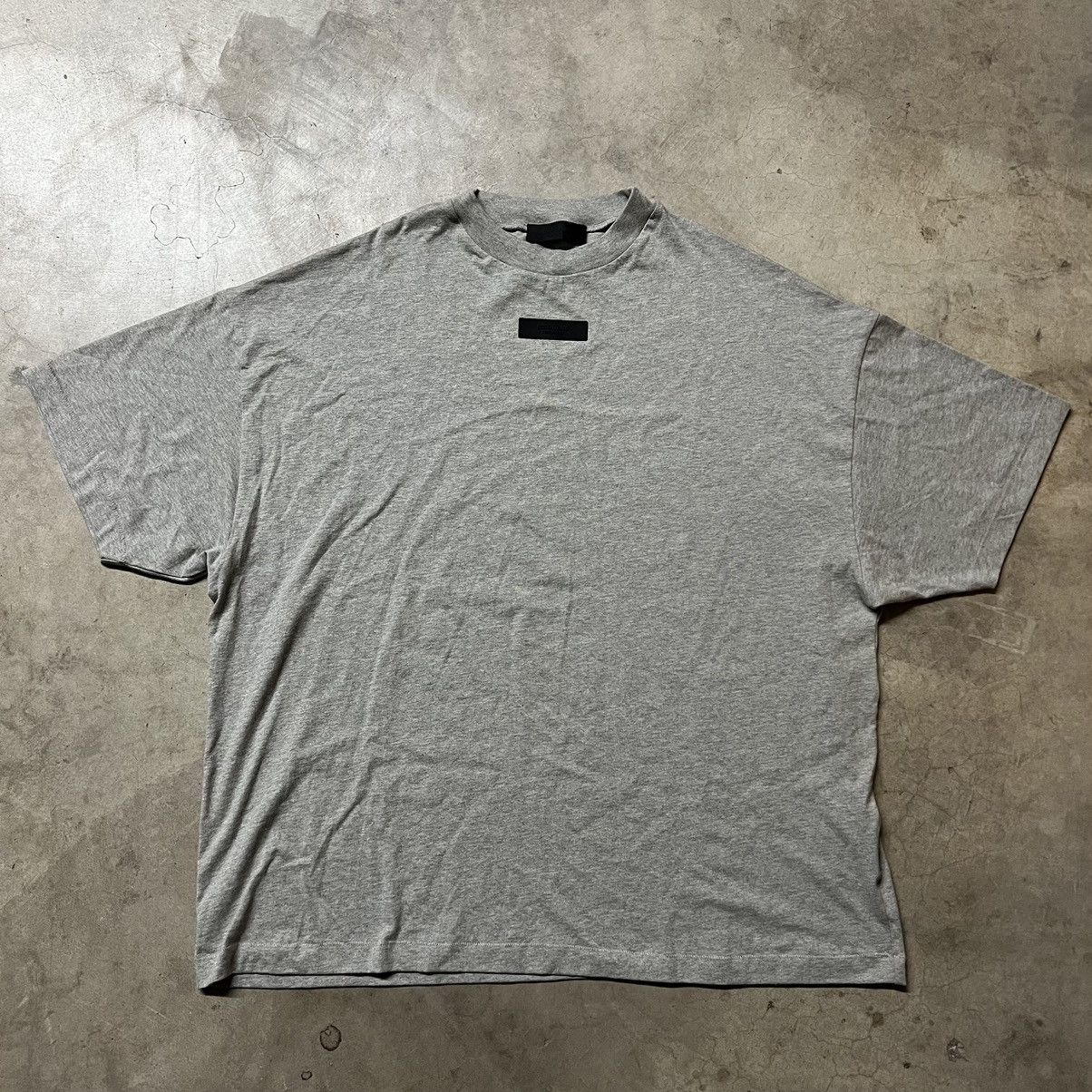 Essentials × Fear of God Fear of God FOG Essentials Basic Grey T-Shirt Size US L / EU 52-54 / 3 - 2 Thumbnail