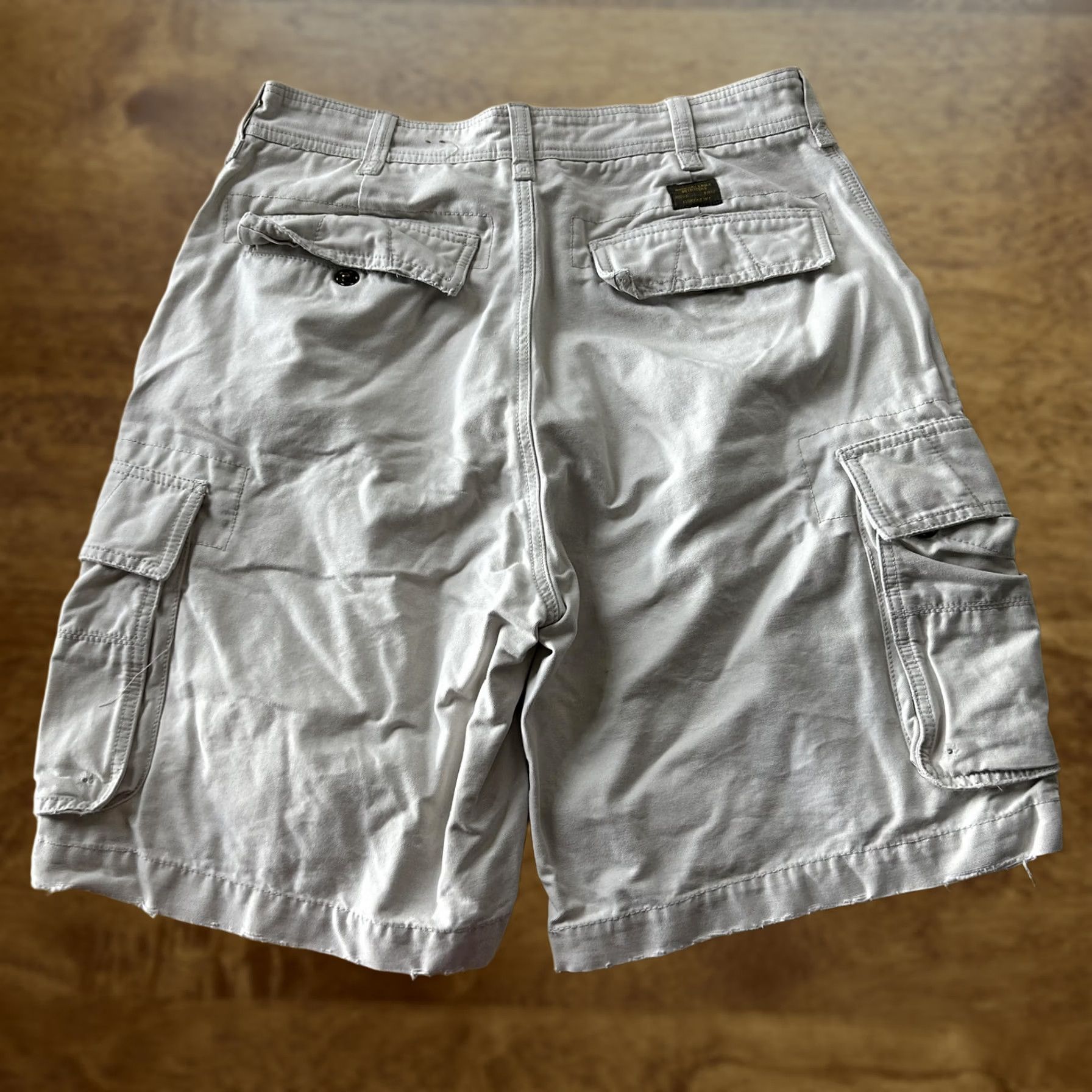 American Eagle Outfitters VINTAGE American Eagle Outfitters Cargo Shorts Mens 34 Beige Canvas Relaxed Size US 34 / EU 50 - 1 Thumbnail