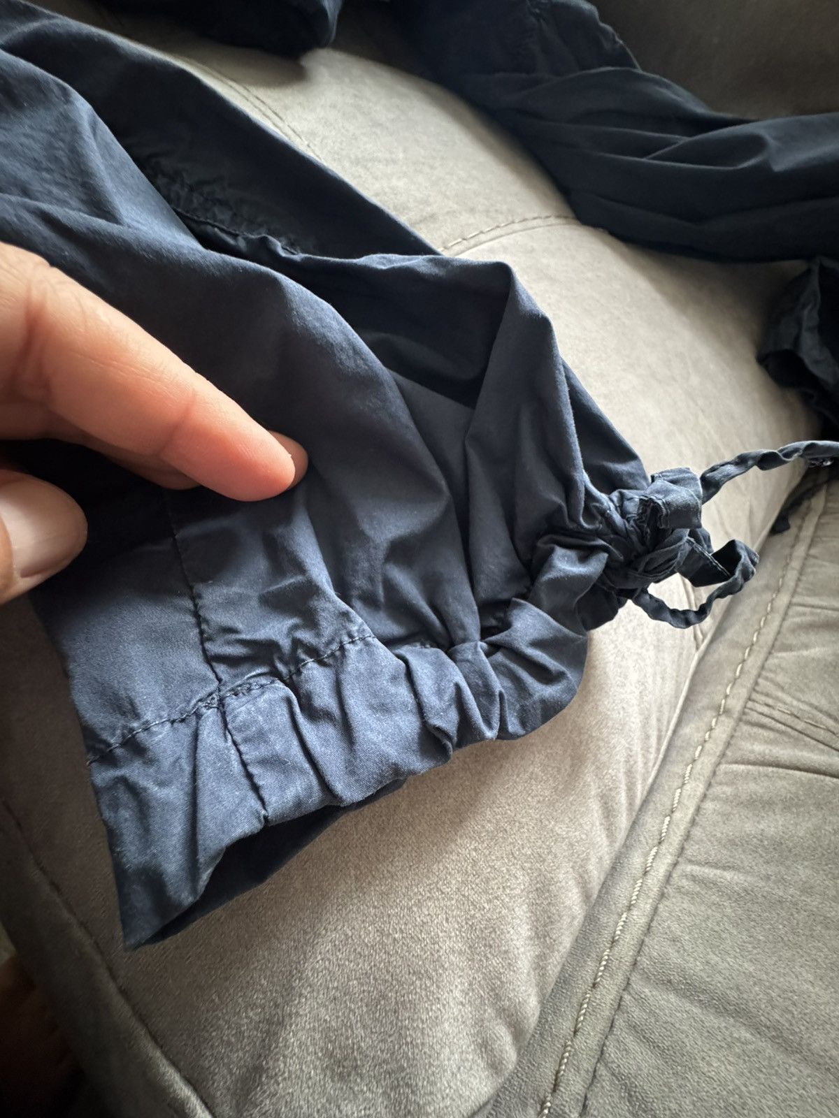 Givenchy GIVENCHY PANTS see ALL PHOTOS FOR TAPE MEASUREMENTS DESCRIPT Size US 32 / EU 48 - 21 Thumbnail