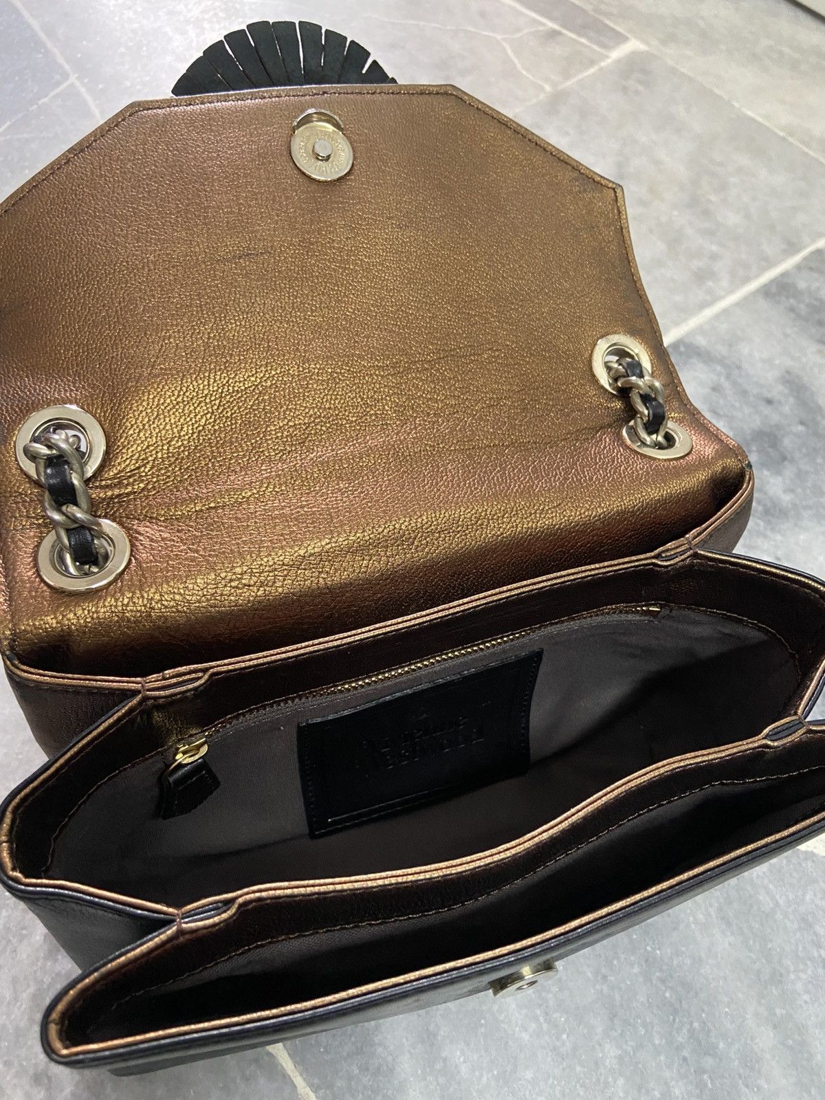 Vivienne Westwood Chain Orb Leather Shoulder Bag Size ONE SIZE - 7 Thumbnail