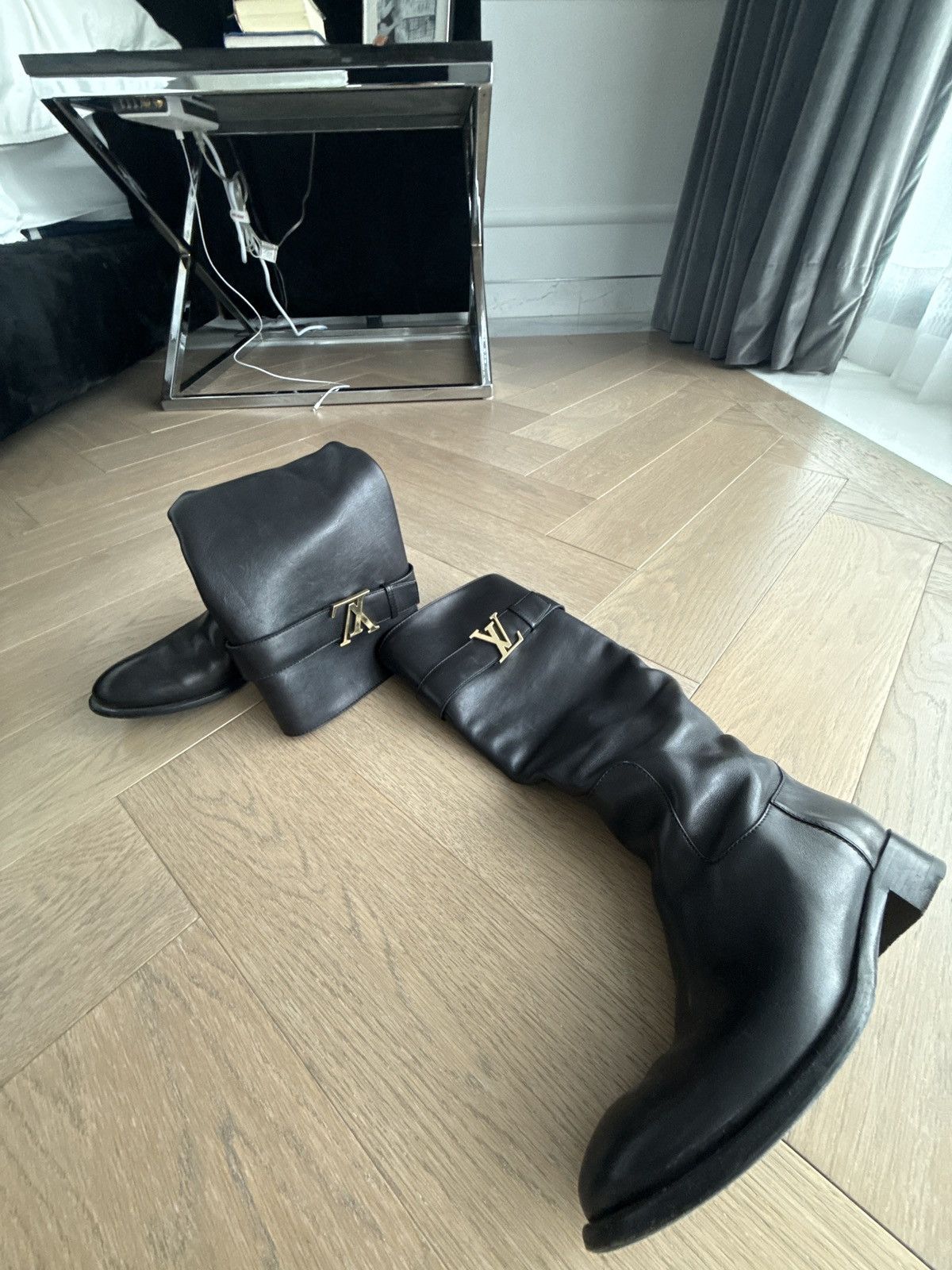 Louis Vuitton Louis vuitton womenn boots Size US 8 / IT 38 - 2 Thumbnail