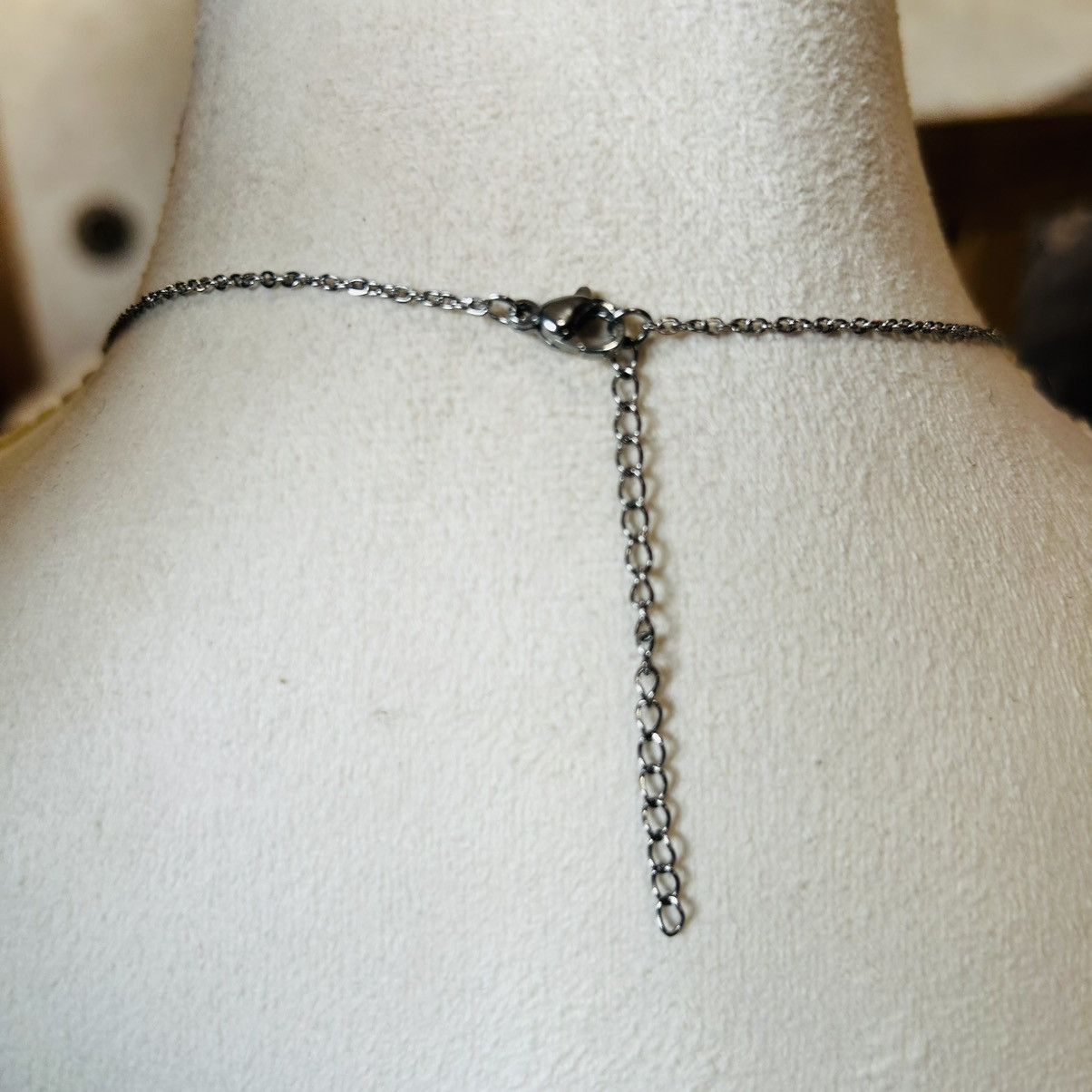 Handmade Handcrafted faceted crystal vintage lucite hematite necklace Size ONE SIZE - 5 Thumbnail