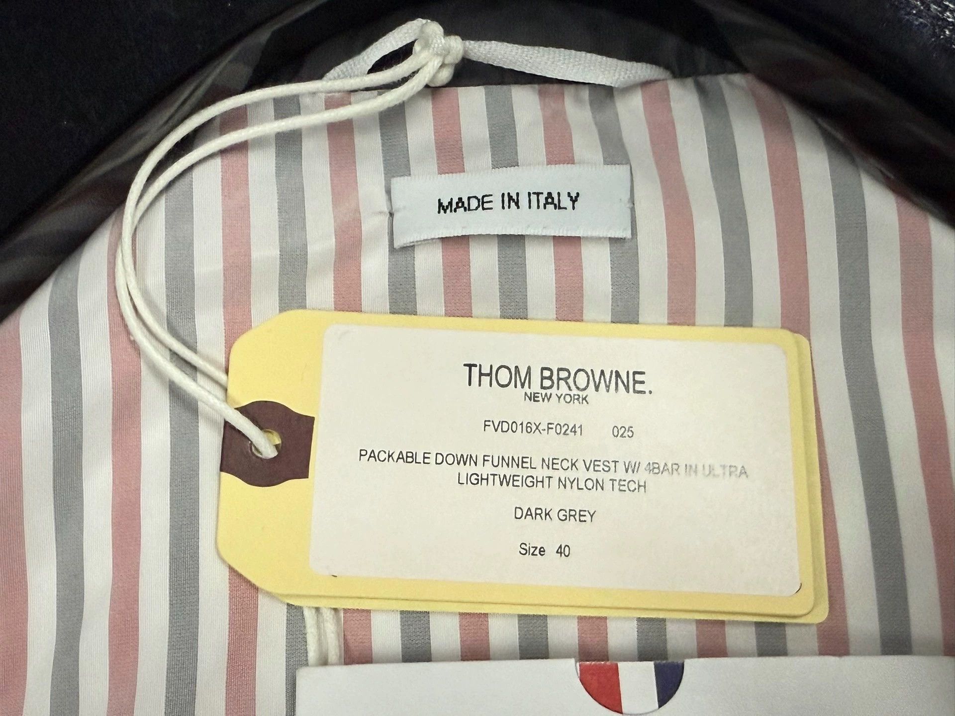 Thom Browne Thom Browne Women's Classic Mid Gray Down Vest Size40 Size S / US 4 / IT 40 - 5 Thumbnail