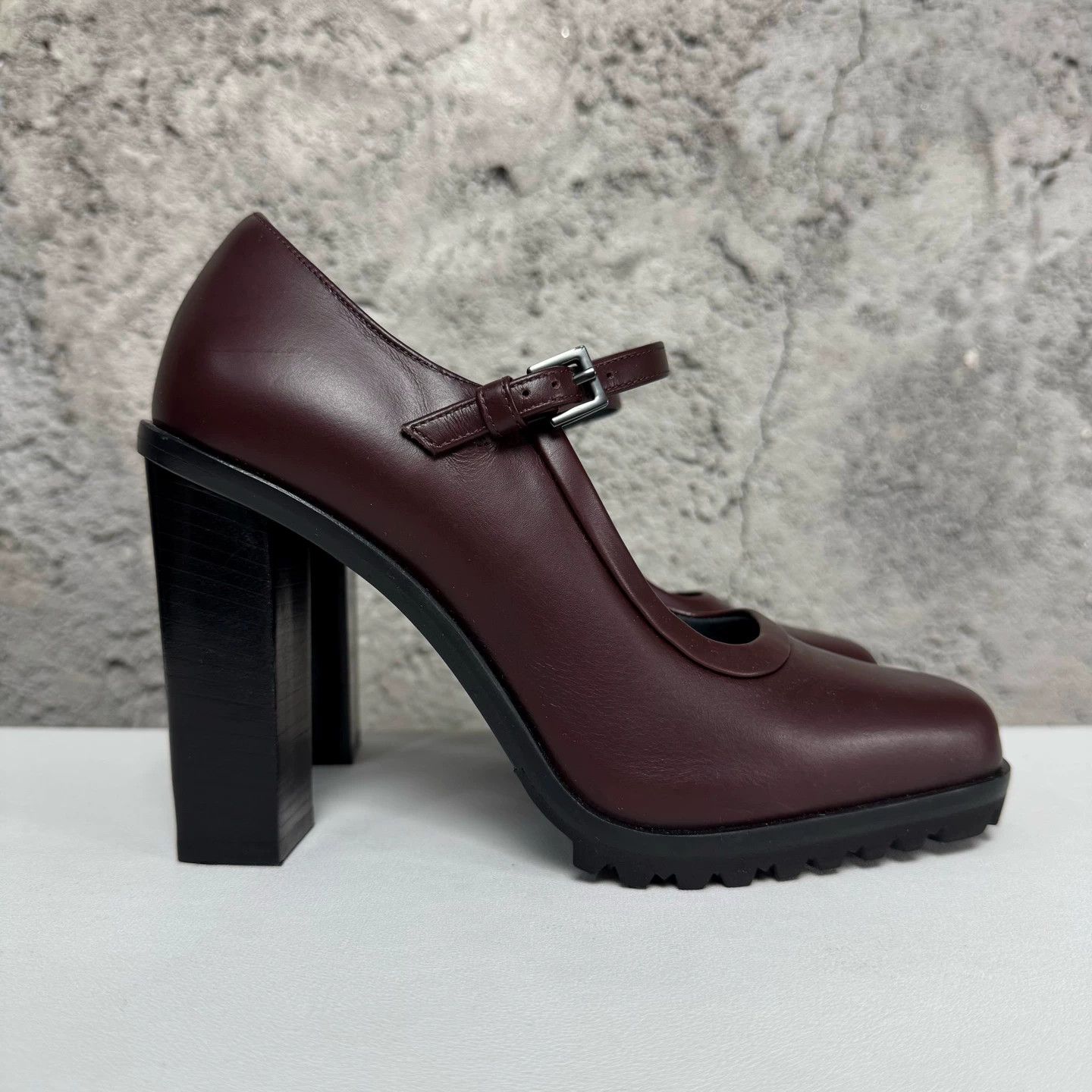 Max Mara Max Mara Mary Jane Pumps 37 New Size US 6.5 / IT 36.5 - 2 Thumbnail