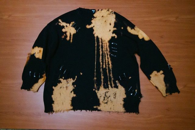 R13 Bleached Distressed Crewneck Sweater Size M / US 6-8 / IT 42-44 - 1 Thumbnail