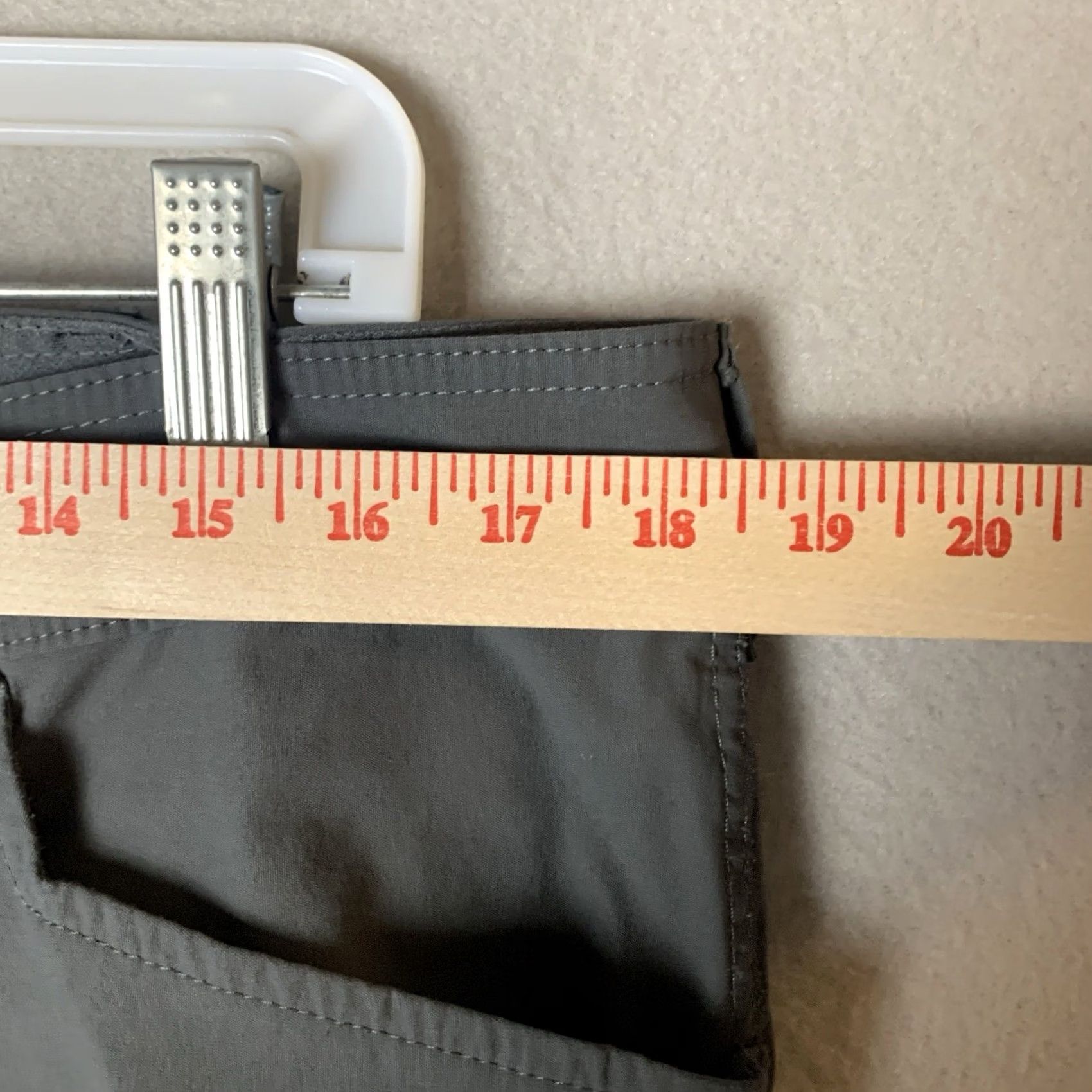 Eddie Bauer Eddie Bauer First Ascent Pants Mens 38x30 Gray Cargo Performance Hiking Size US 38 / EU 54 - 8 Thumbnail