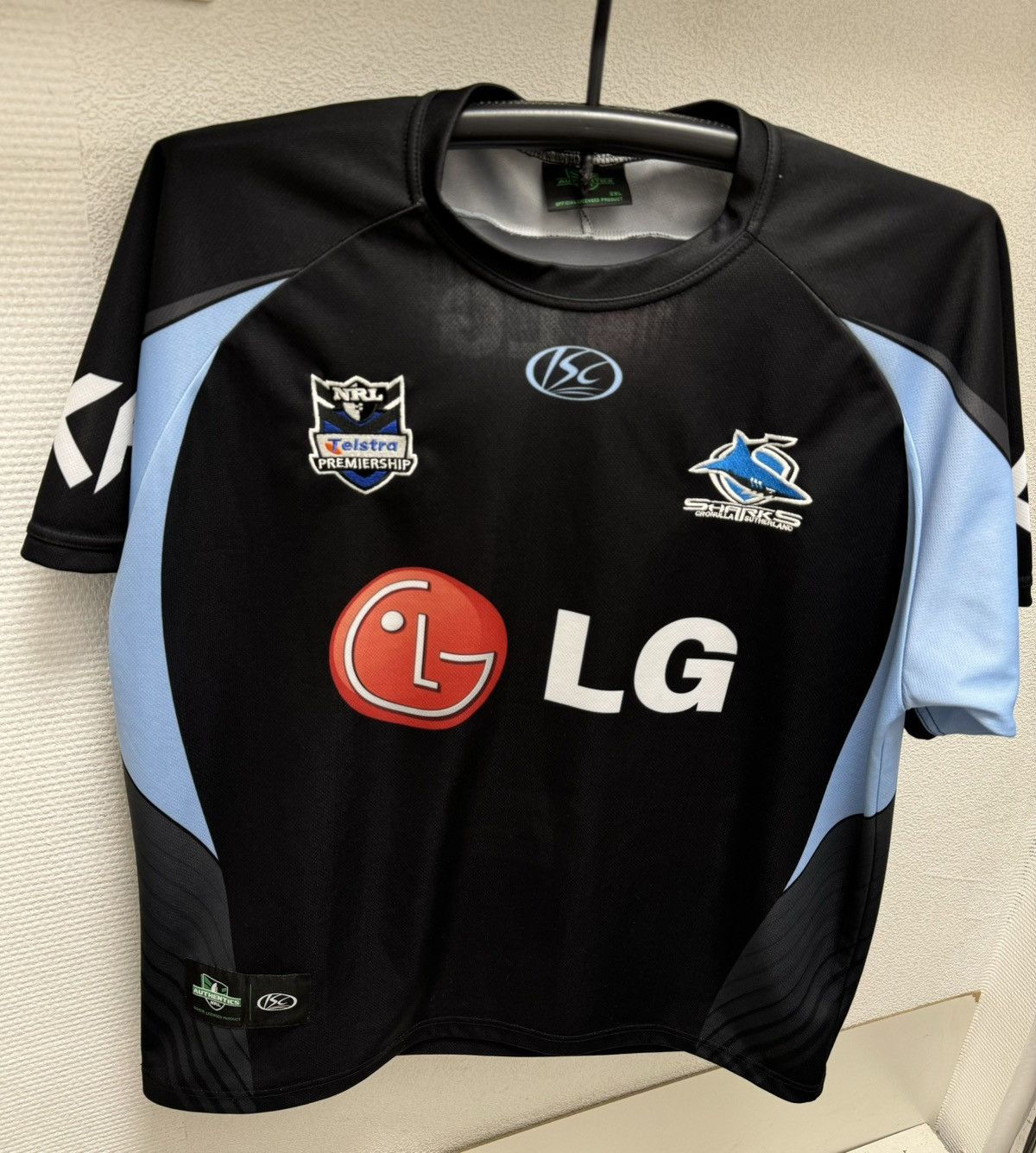 Vintage Cronulla Sharks Rugby league jersey 2008 NRL Centenary L Size US XXL / EU 58 / 5 - 2 Thumbnail