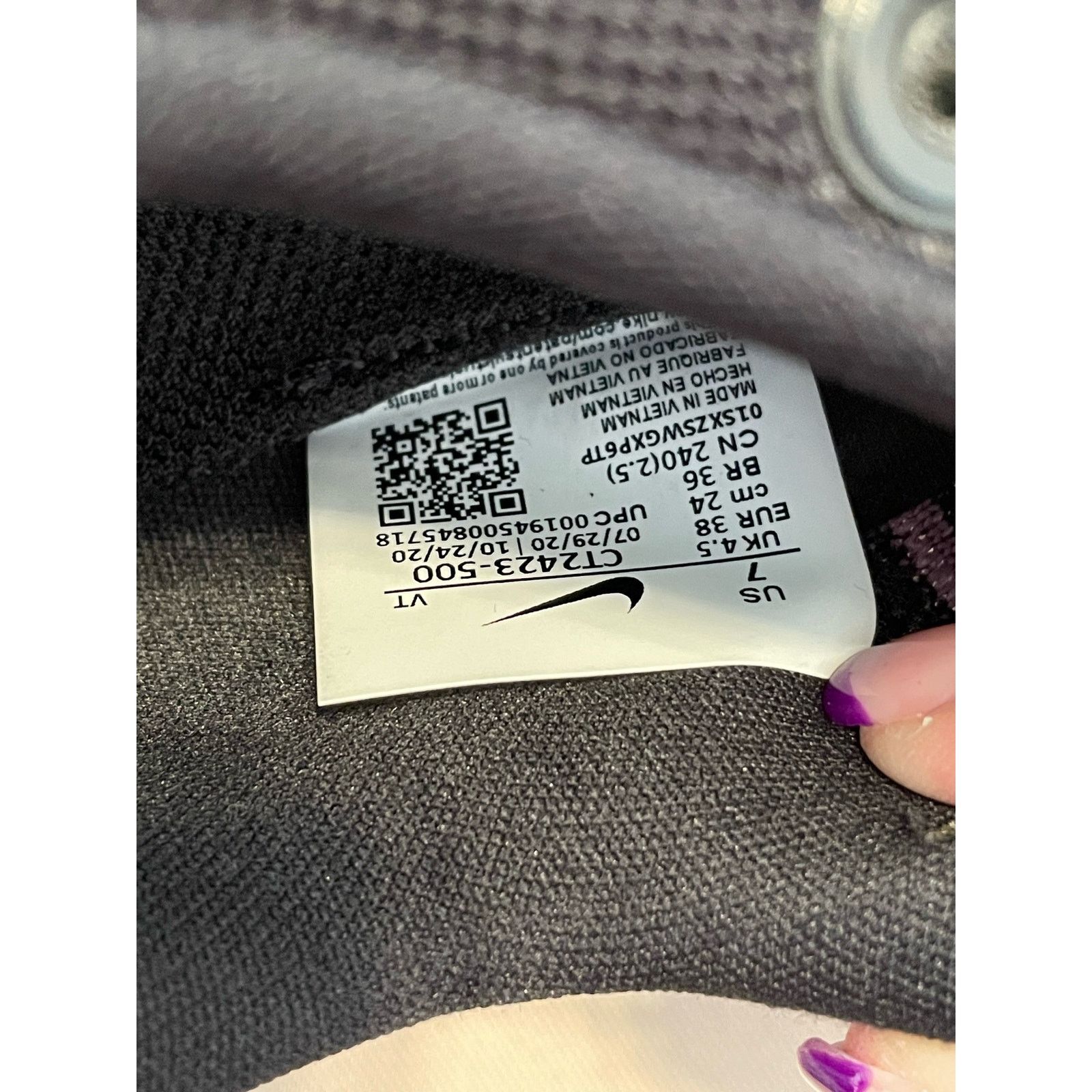 Nike Nike React Infinity Flyknit Purple Women's Sneakers - Size 7 Size US 7 / IT 37 - 10 Thumbnail