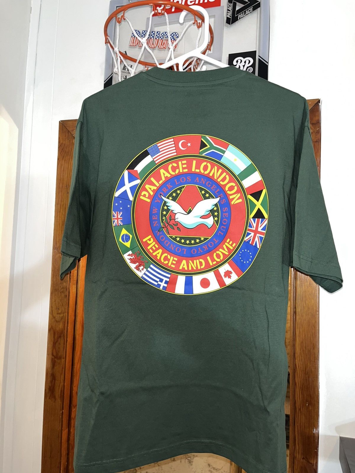 Palace Palace Nations T-shirt Size US L / EU 52-54 / 3 - 8 Thumbnail