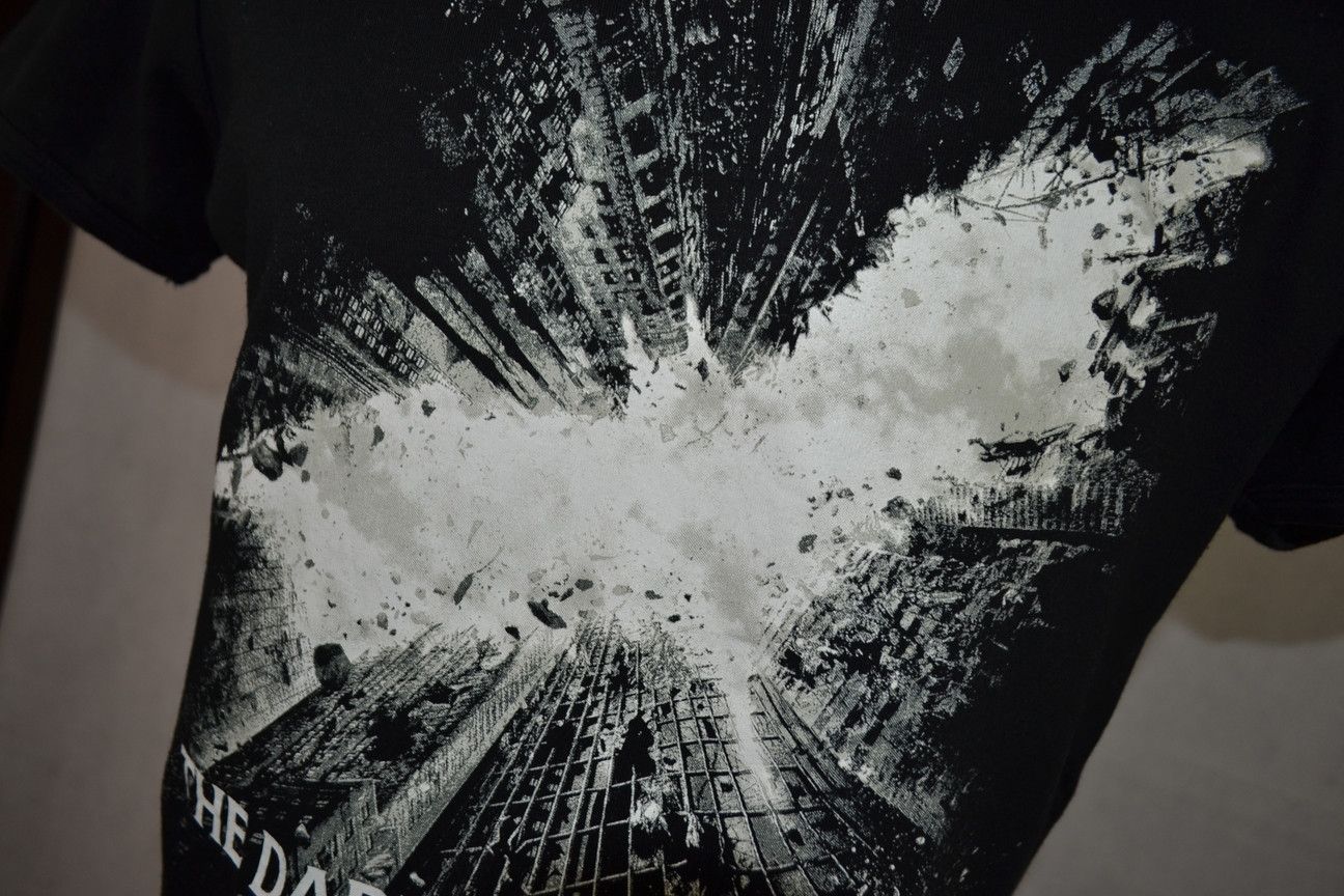 DC Comics Vintage 2012 Batman The Dark Knight Rises T-Shirt tee M Size US M / EU 48-50 / 2 - 6 Thumbnail
