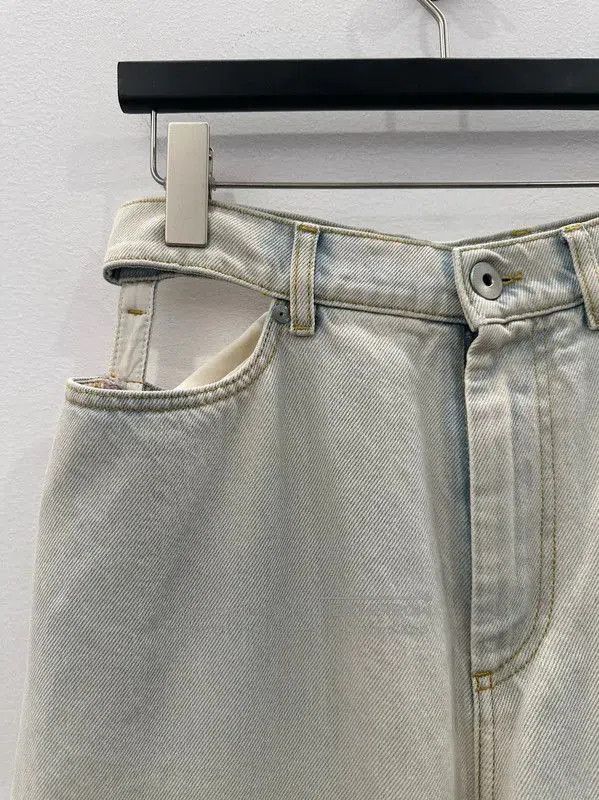 Maison Margiela Maison Margiela White Denim Women's Pants . Size 30" / US 8 / IT 44 - 3 Thumbnail