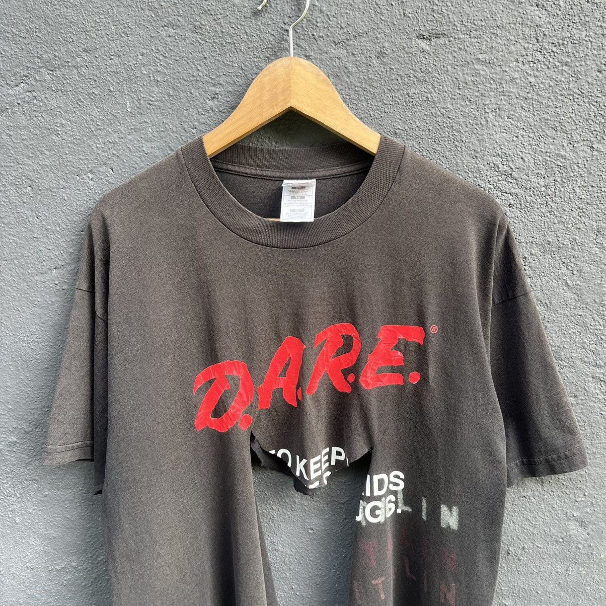 D.A.R.E Thrashed Faded Vintage 1990s DARE Destroyed Look Tee Size US XL / EU 56 / 4 - 2 Thumbnail