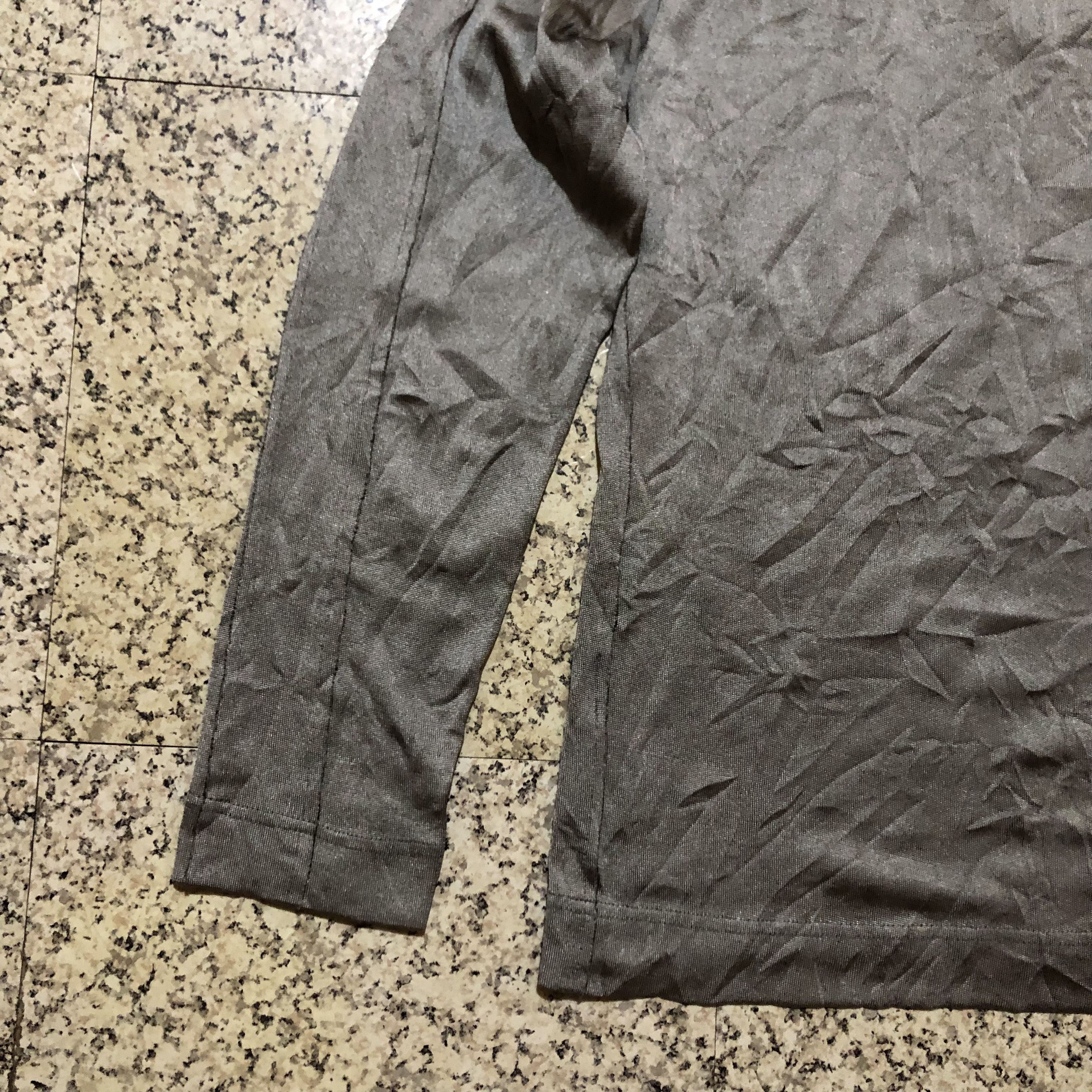 5351 POUR LES HOMMES 5351 Pour Les Hommes Textured Wrinkle V-Neck Long Sleeve Size US S / EU 44-46 / 1 - 11 Thumbnail