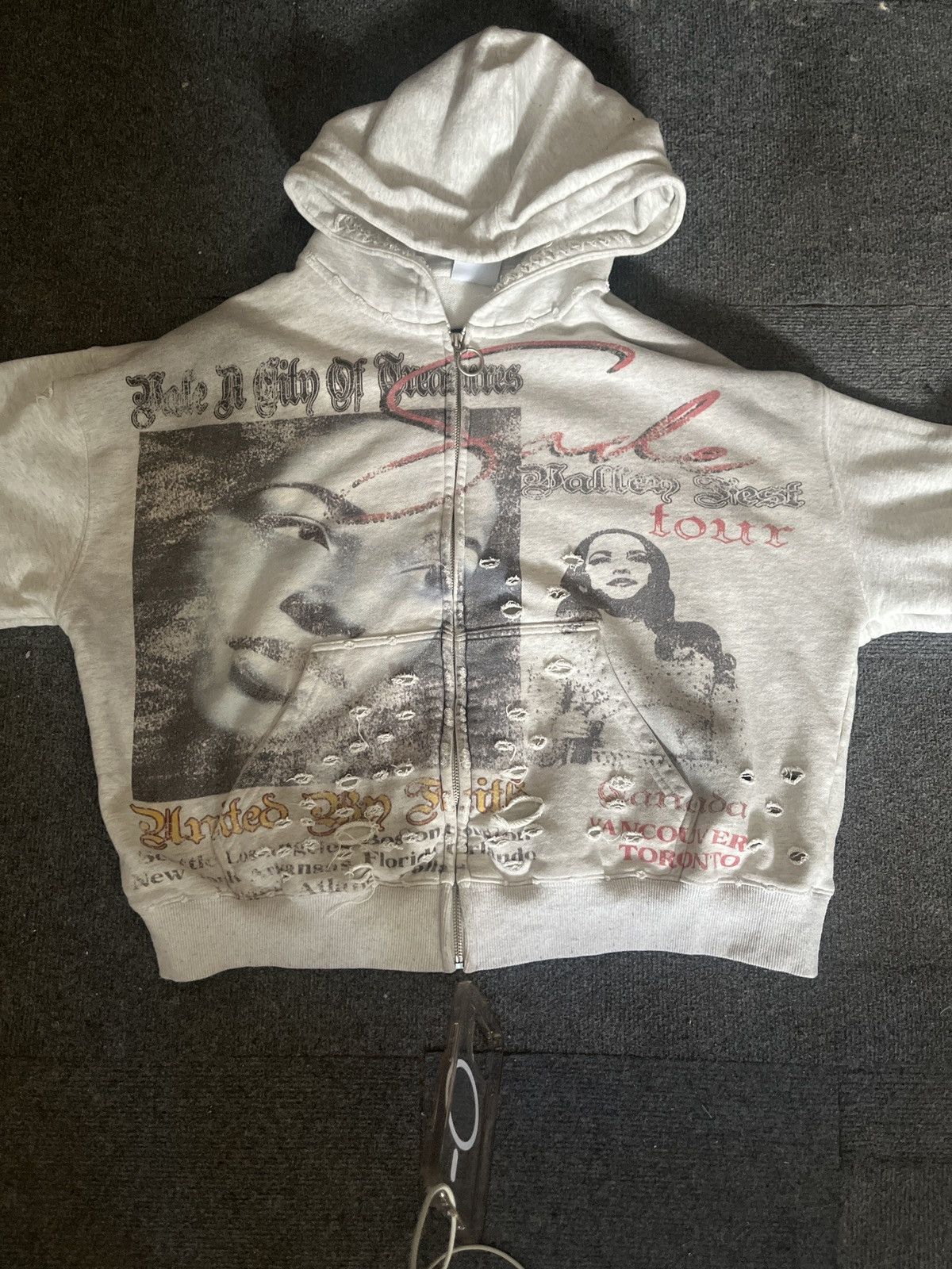 Vale Vale forever fest sip up hoodie/grey L Size US L / EU 52-54 / 3 - 4 Thumbnail