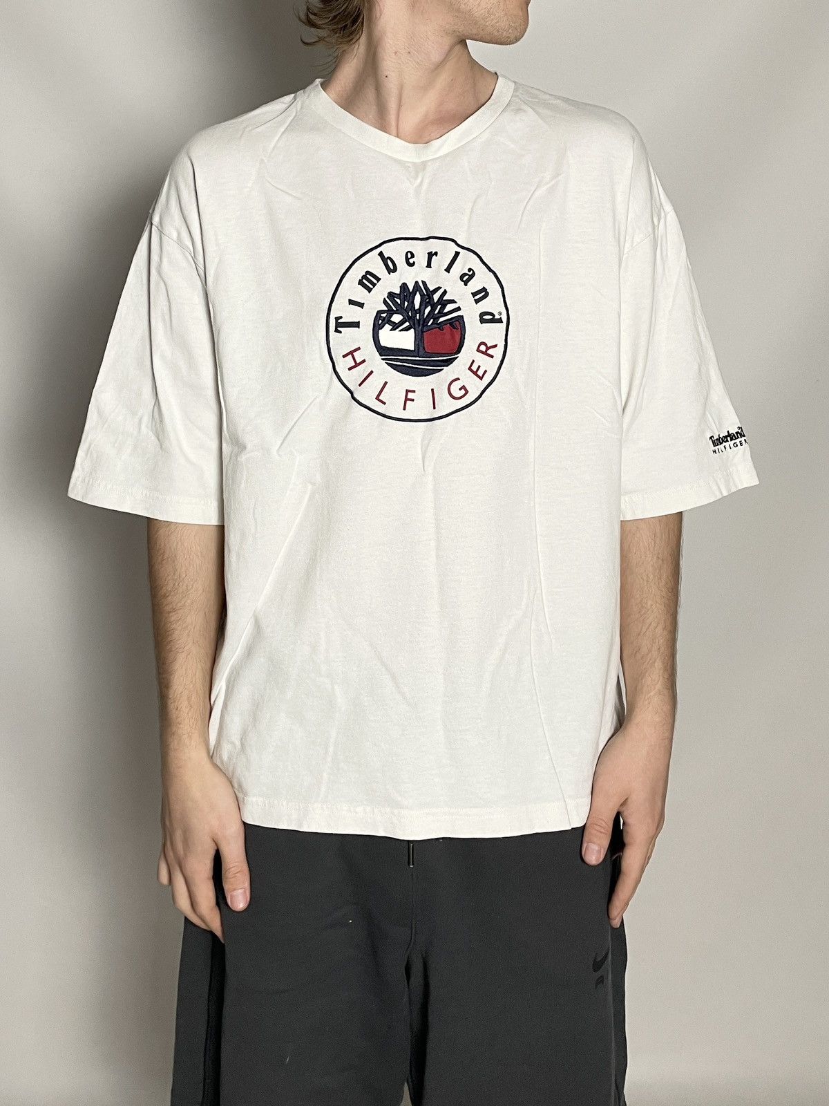 Timberland × Tommy Hilfiger 💥RARE💥 Tommy Hilfiger X Timberland Collaboration White Tee Size US L / EU 52-54 / 3 - 1 Thumbnail