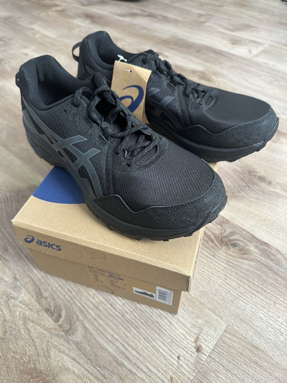 Asics ASICS Gel-Venture 10 Size US 12 / EU 45 - 1 Thumbnail