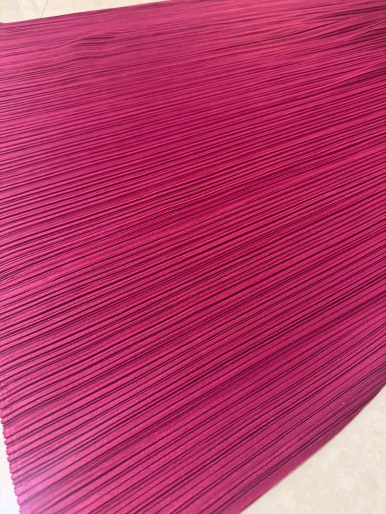 Issey Miyake Issey Miyake size:2 Pink pleated skirt Size 42" / US 20 - 9 Thumbnail