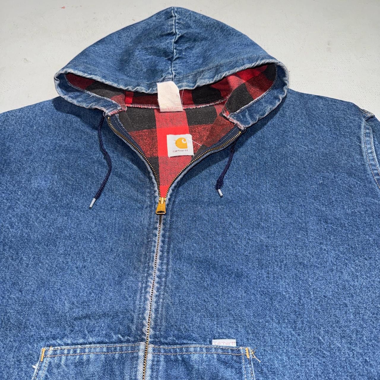 Carhartt Carhartt - denim - red flannel lined - hooded active jacket Size US XL / EU 56 / 4 - 2 Thumbnail