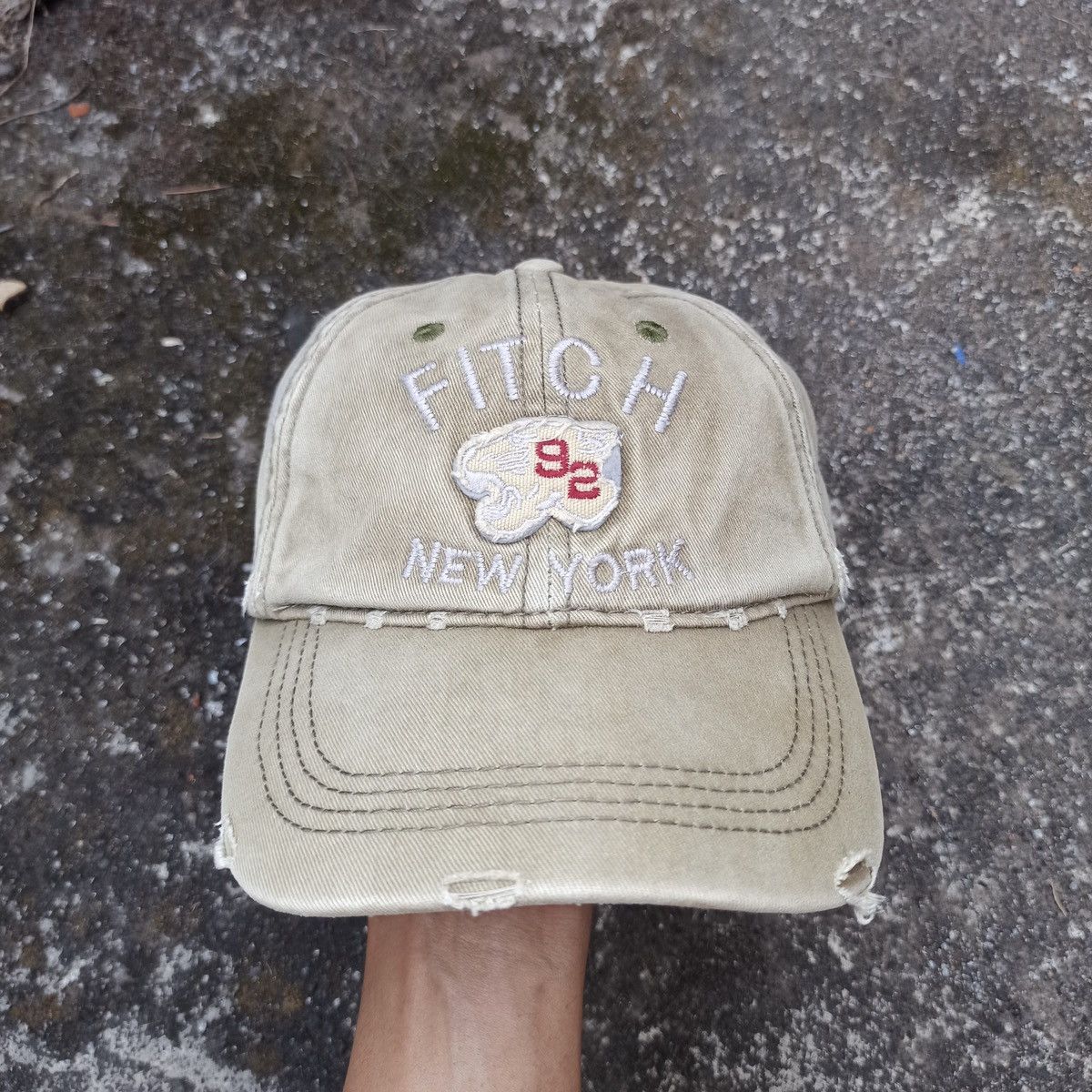 Abercrombie & Fitch Sick distressed wash hat by abercombie new york Size ONE SIZE - 1 Thumbnail