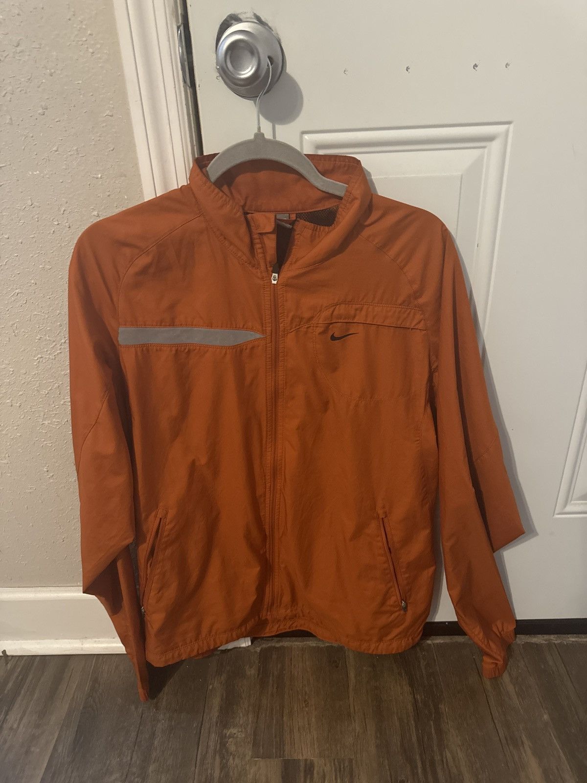 Nike Vintage nike zip up light jacket austin orange longhorns Size US M / EU 48-50 / 2 - 1 Thumbnail