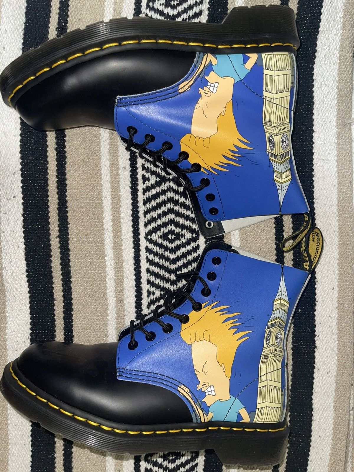 Dr. Martens Dr Martens (Beavis and Butthead Edition) Size US 8 / EU 41 - 4 Thumbnail